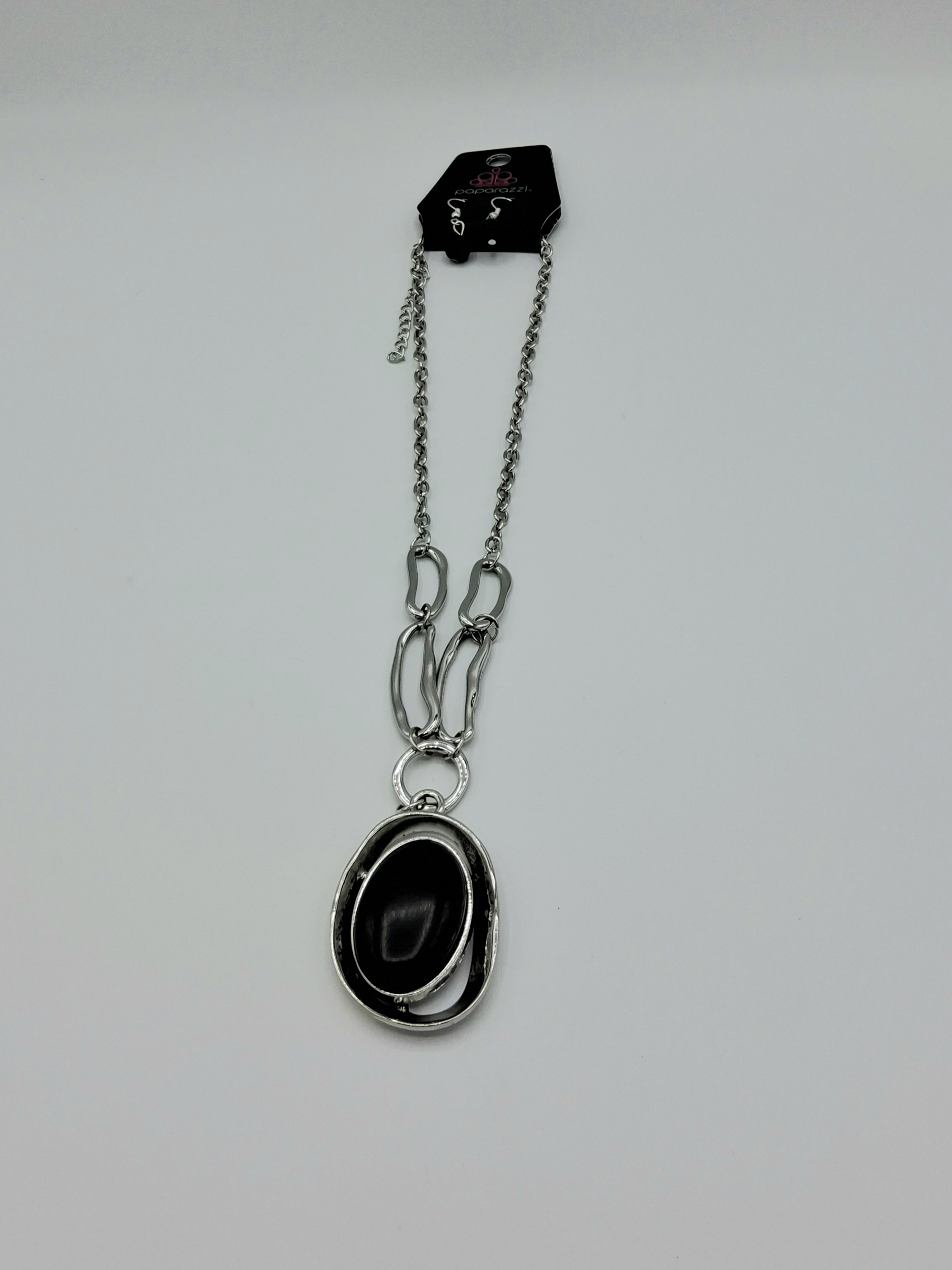 Paparazzi Necklace & Earring Set– New