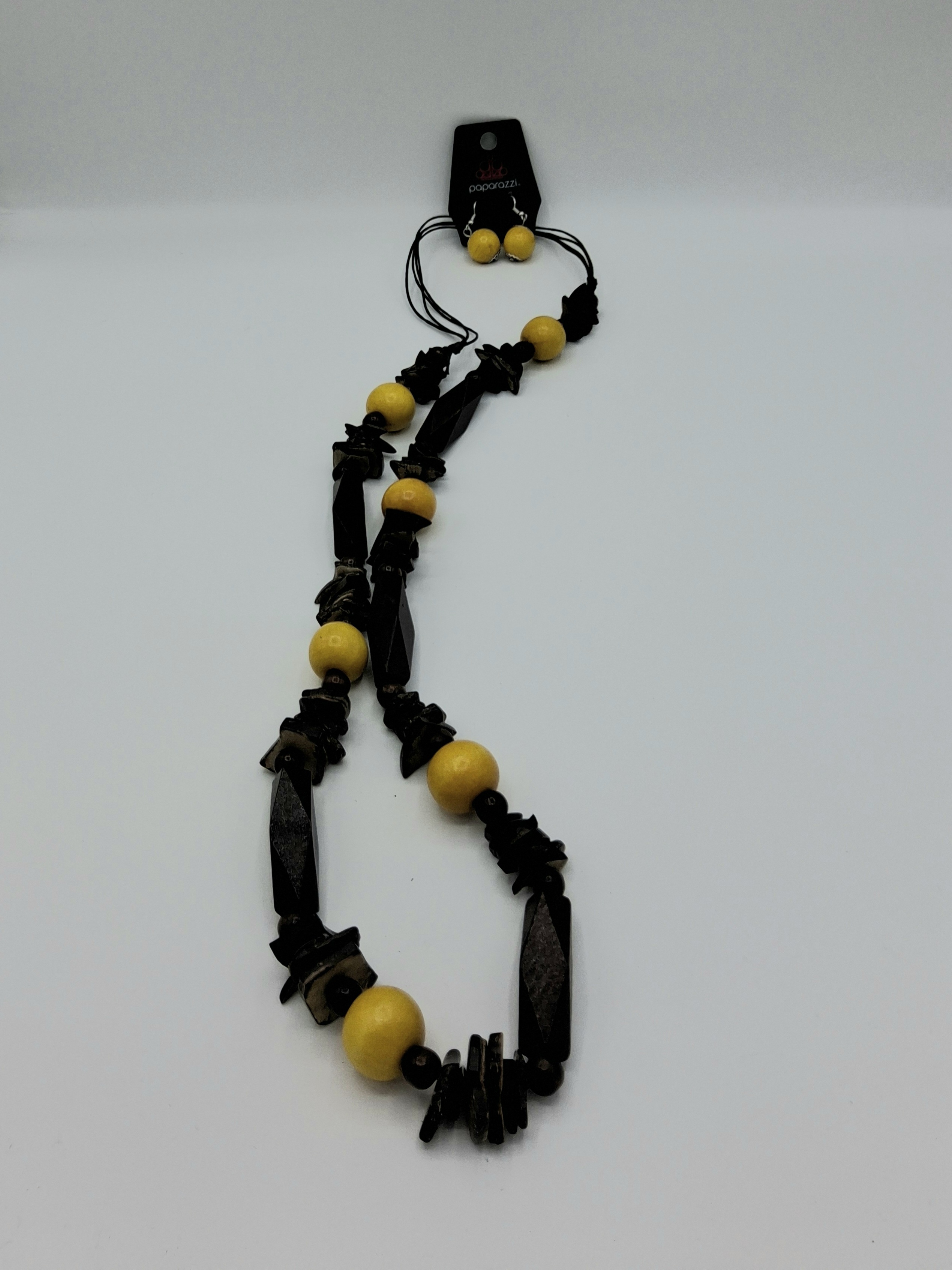 Paparazzi Necklace & Earring Set– New