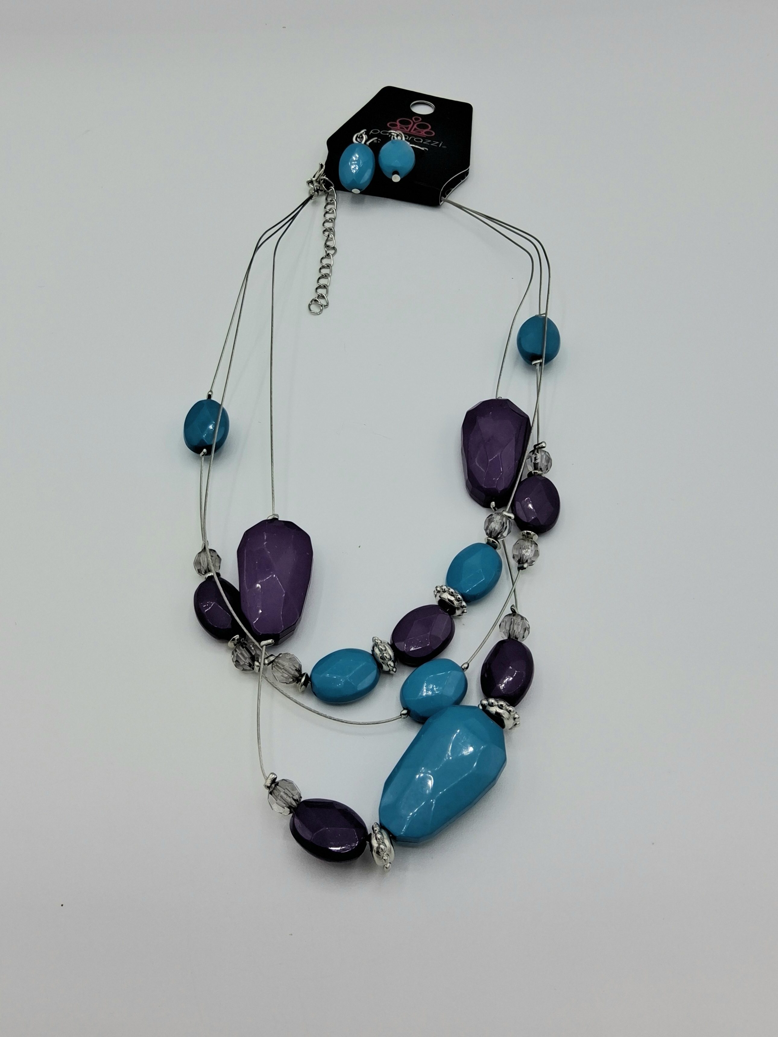 Paparazzi Necklace & Earring Set– New