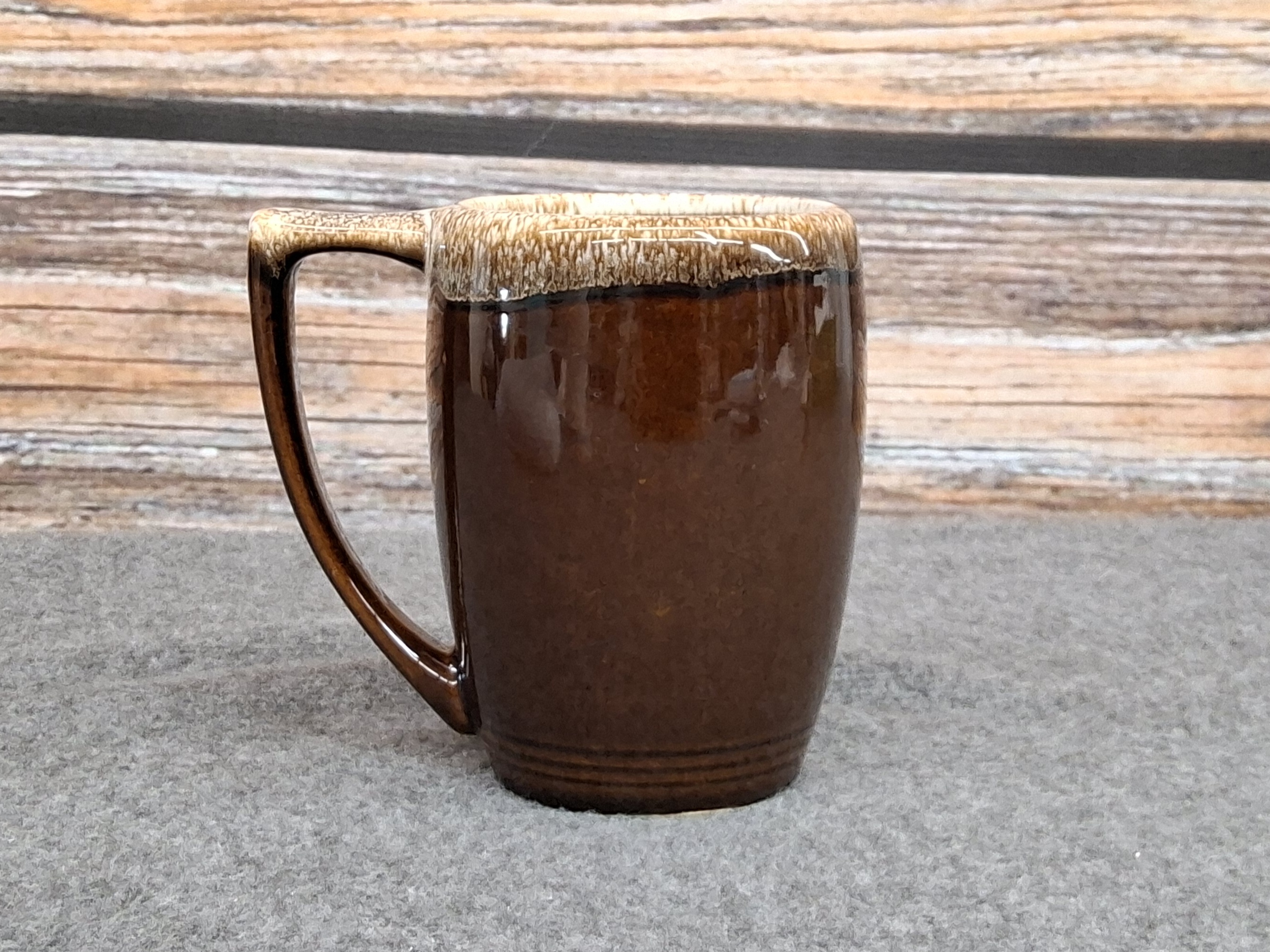 Vintage Pfaltzgraff USA Brown Drip Glaze Stoneware Mug