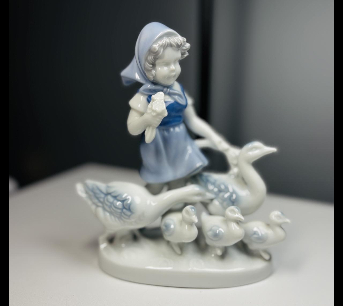 Vintage Gerold Porcelain Girl w/ Ducks