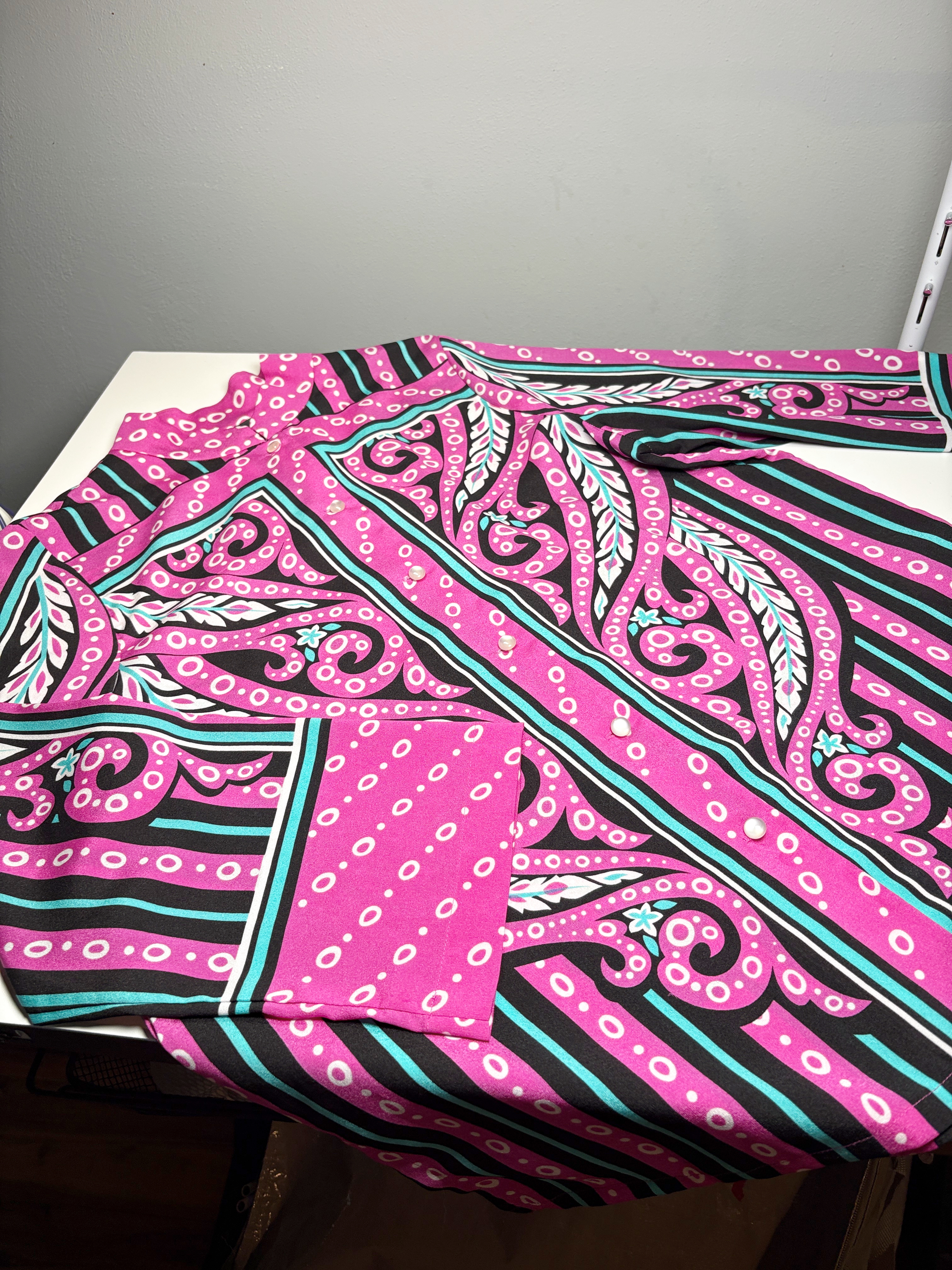 Bob Mackie Wearable Art Womens Medium Pink Bell Sleeve