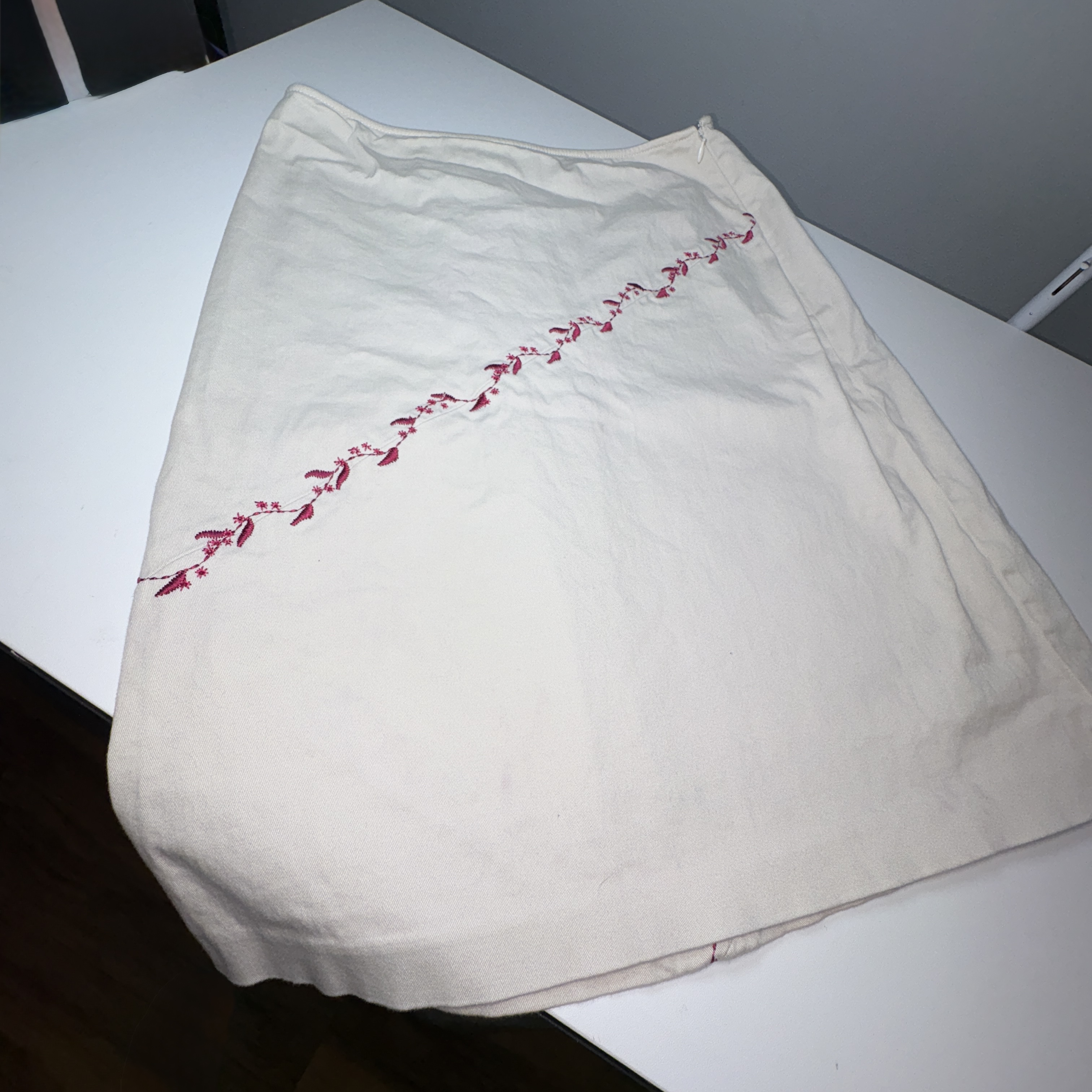 Ann Taylor Loft Skirt Womens Size 6 Off-White Stretch Embroidered Floral Cottagecore Fall