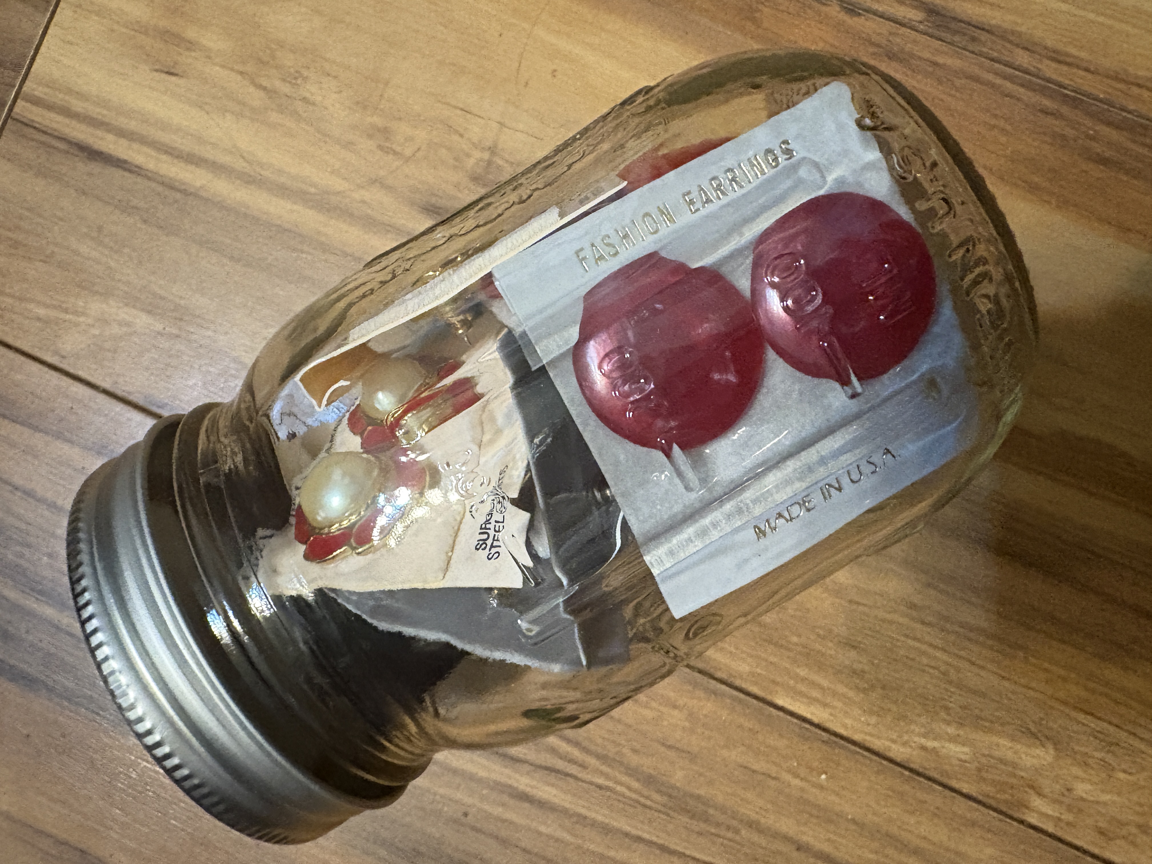 NWT Mason Jar 12oz Clear 90s Deadstock Gold Tone, Pearl, Chunky, Bold Earrings