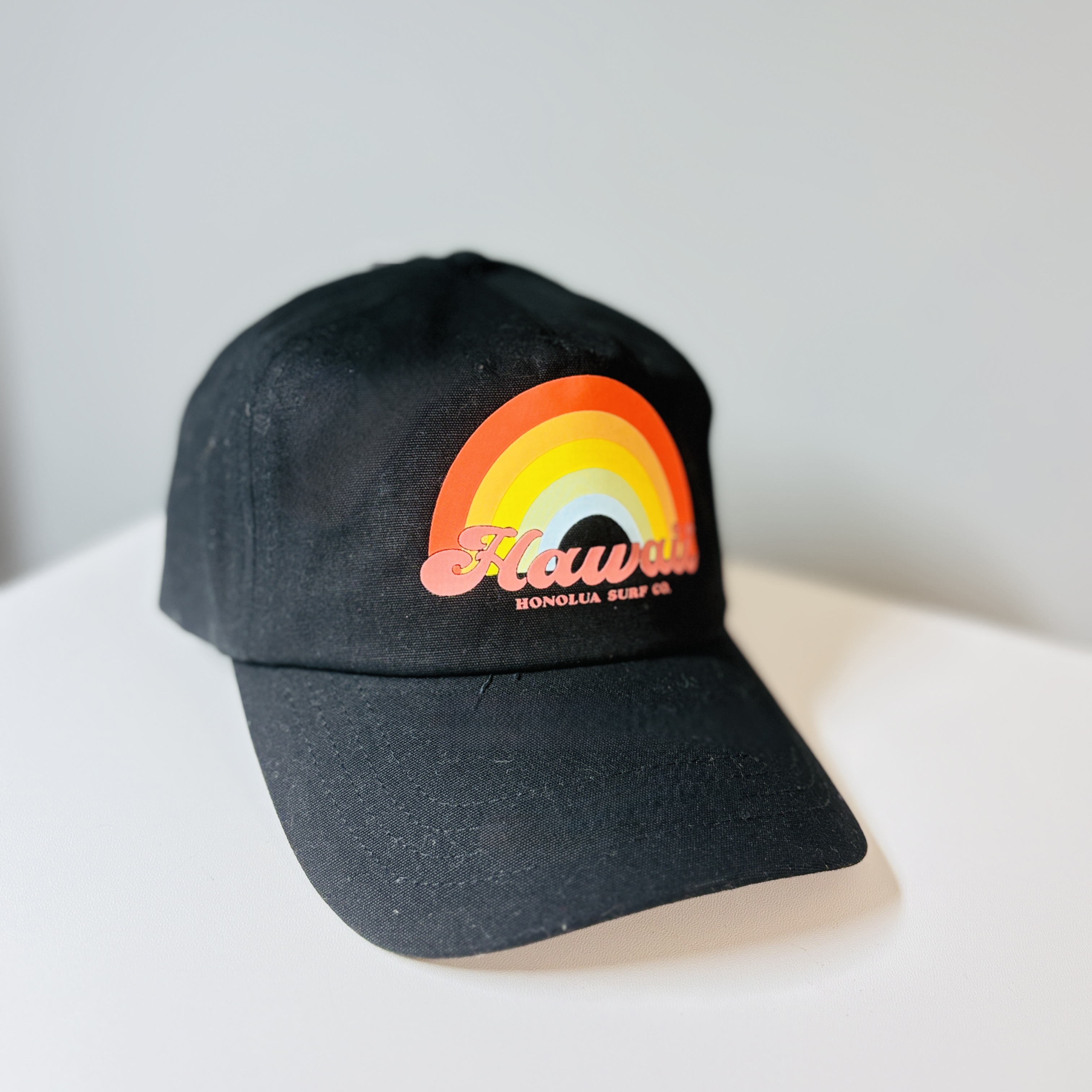 NWT Honolulu Surf CO. Hawaii Black Rainbow Adjustable Baseball  Hat