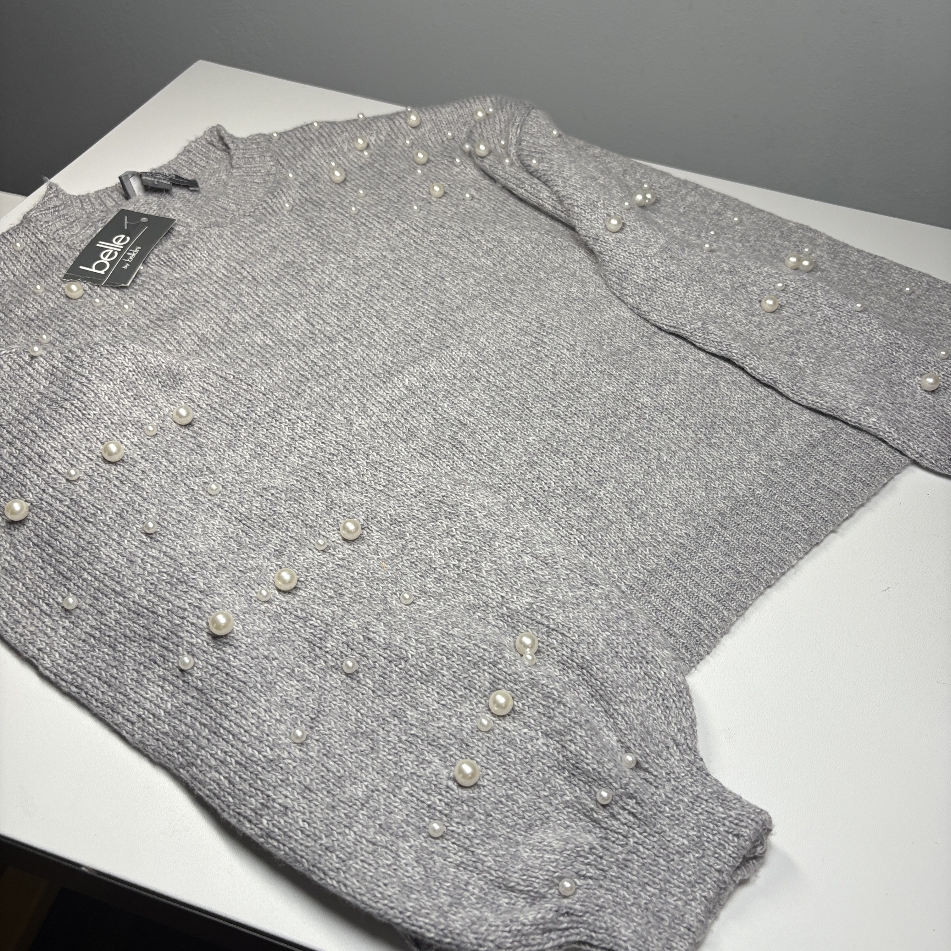 NWT Belle By Belle Sweater Womens Large Heather Grey Knit Pearl Embellished