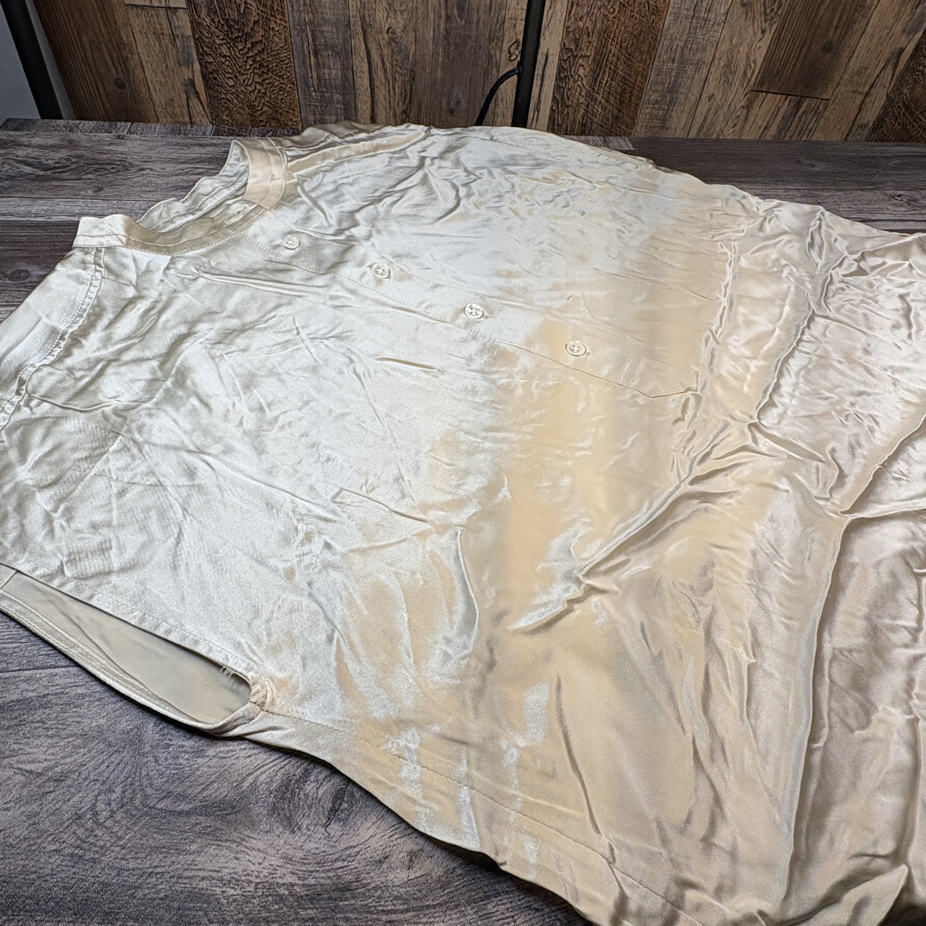 Banana Republic 100% Silk Blouse | Women’s Small | Sleeveless Button-Front Top Champagne