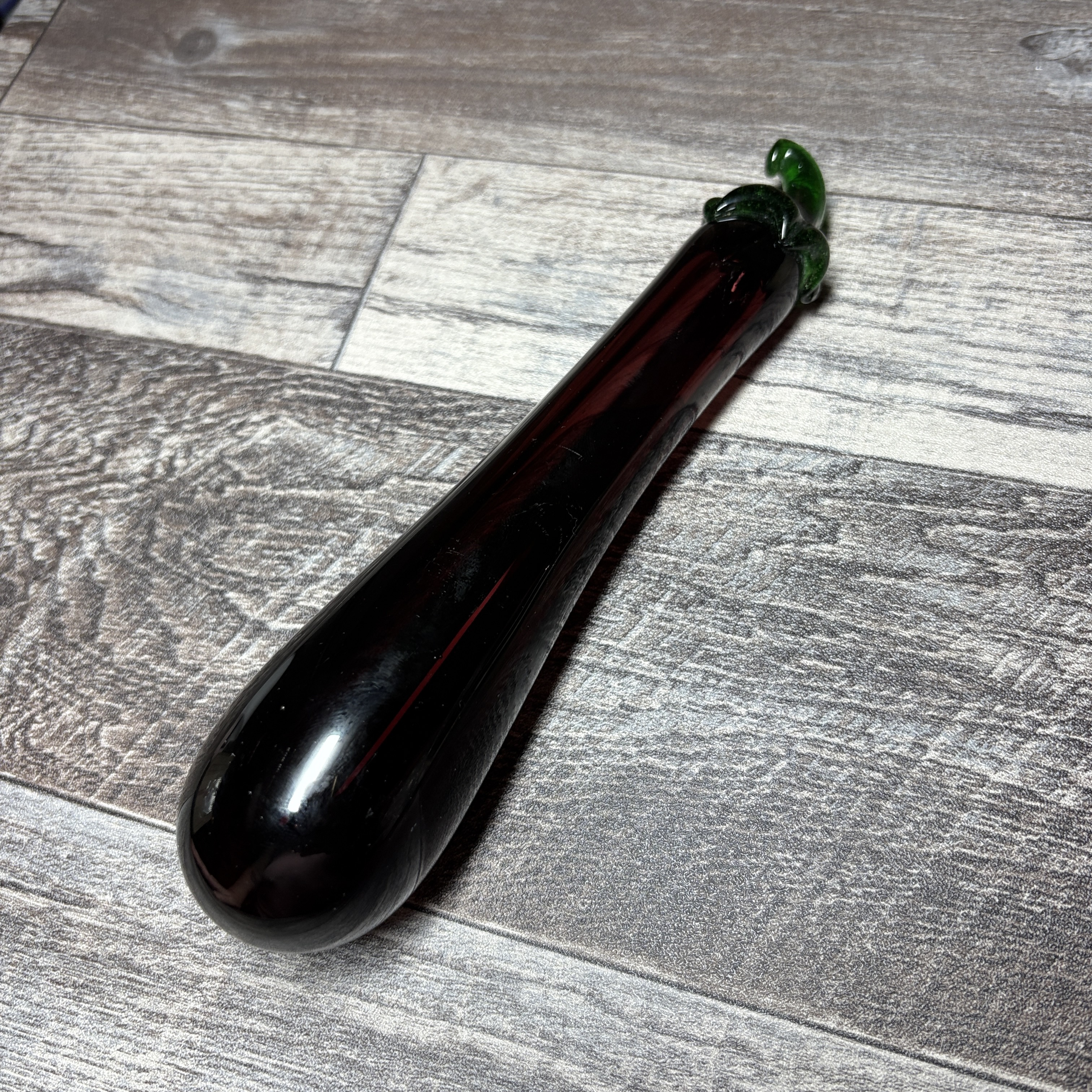Vintage Murano-Style Glass Eggplant Figurine – Deep Plum Purple Art Glass Vegetable Decor