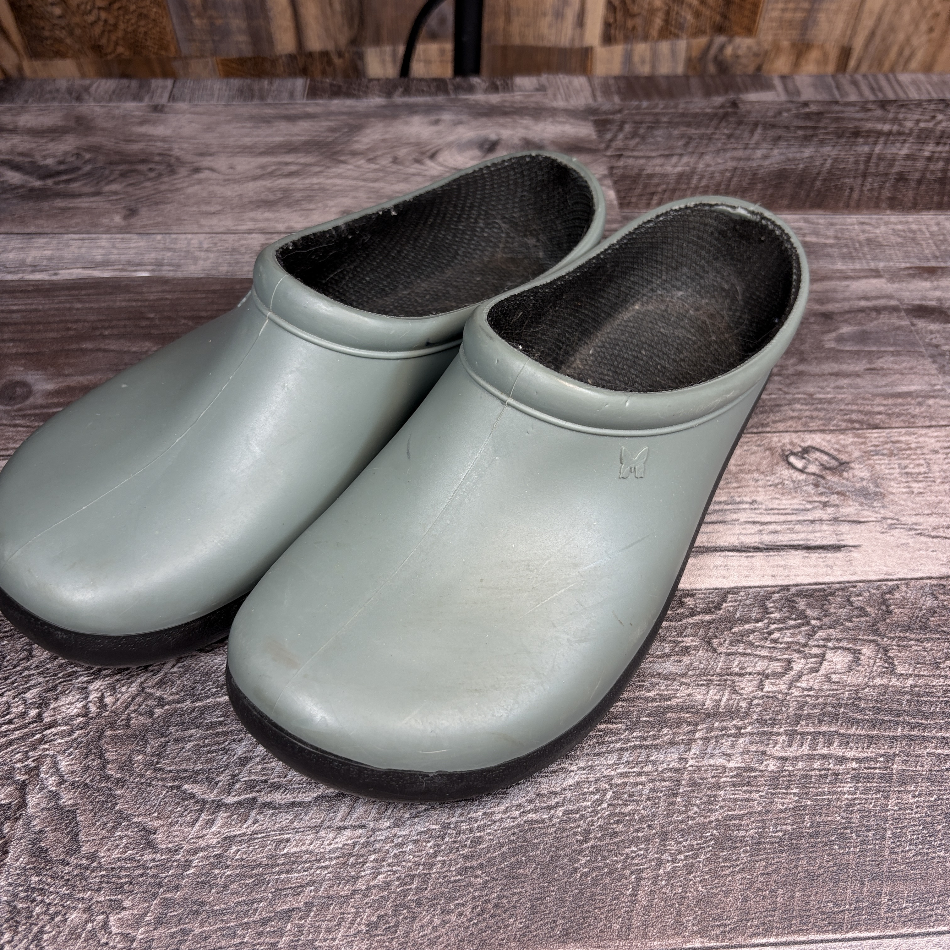 Sloggers Waterproof Garden Clogs Women Traditional Garden Clogs 7 Made USA