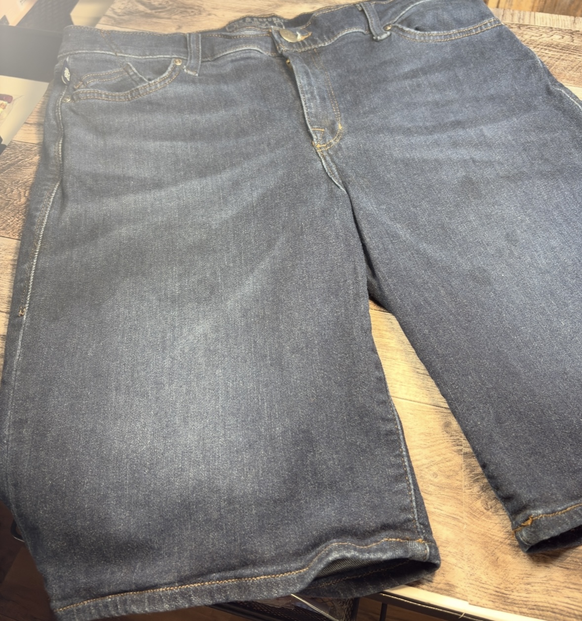 Rock & Republic Denim Rx Bermuda Shorts Women’s Size 18 | Dark Wash Stretch Jean Shorts