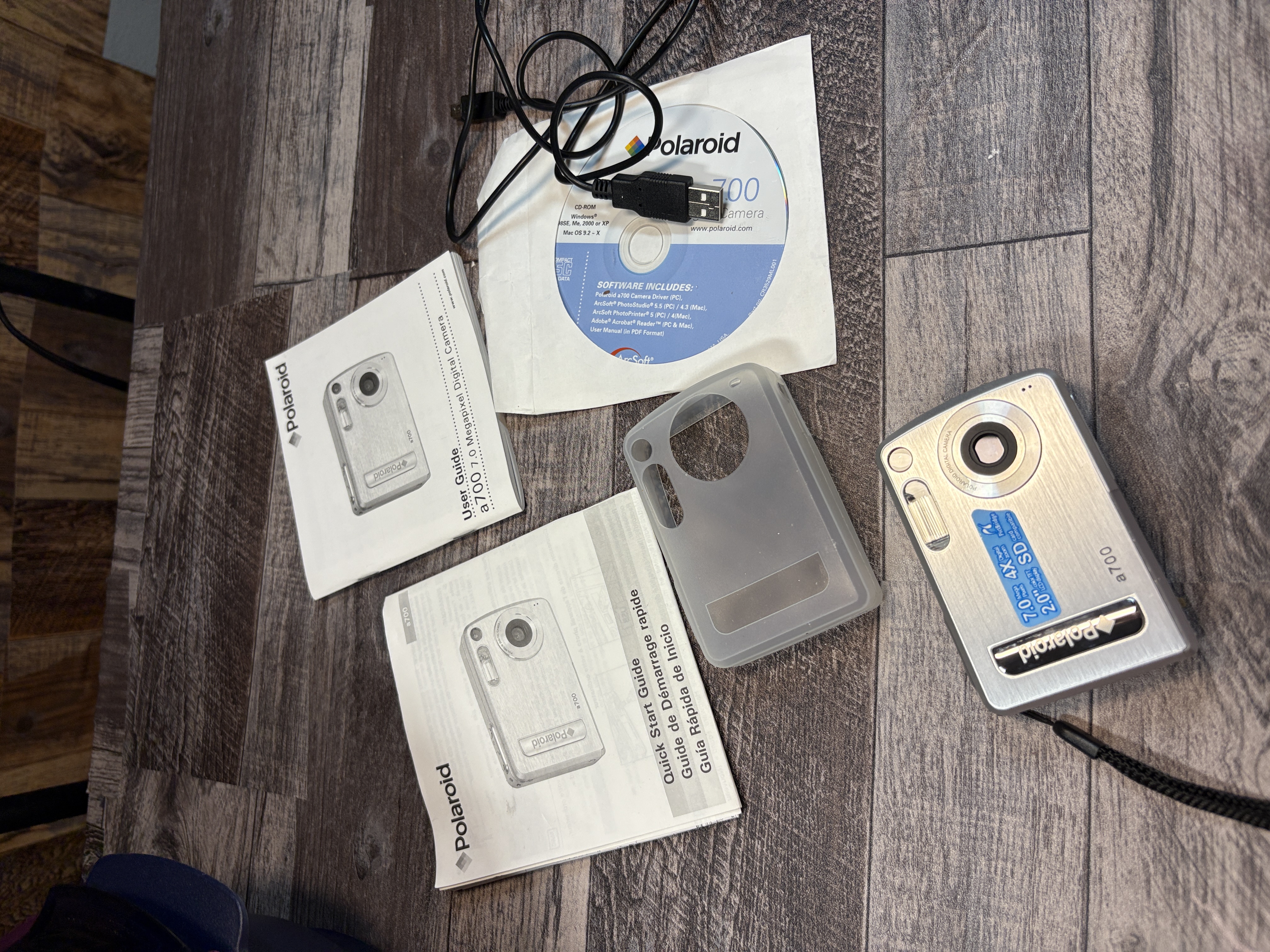 Polaroid A700 7.0 MP Digital Camera - Silver  Guide,Cord, Tested, Unsure Works