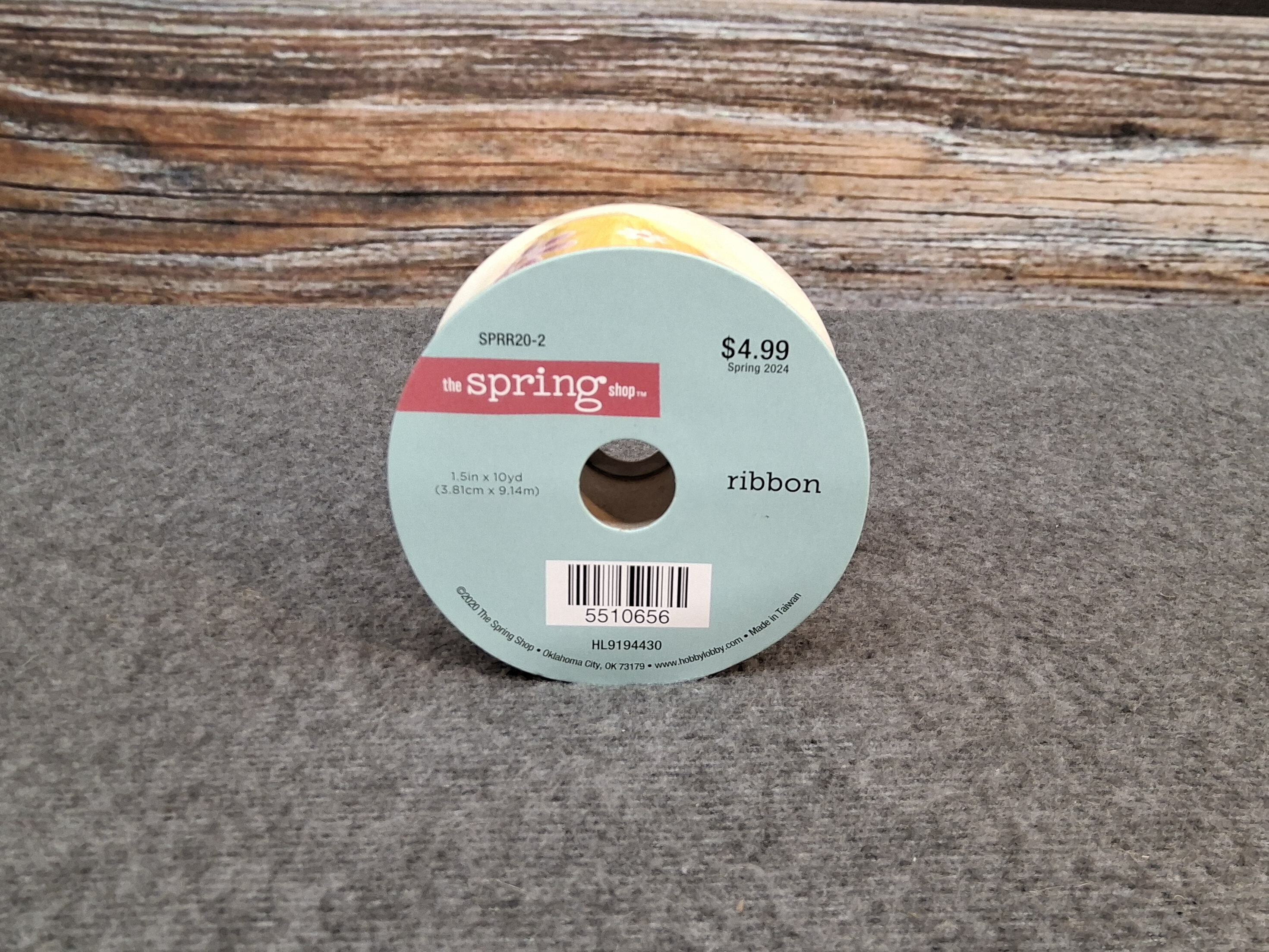 Spring Shop Ribbon Roll – Yellow Daisy Print, 1.5in x 10yd