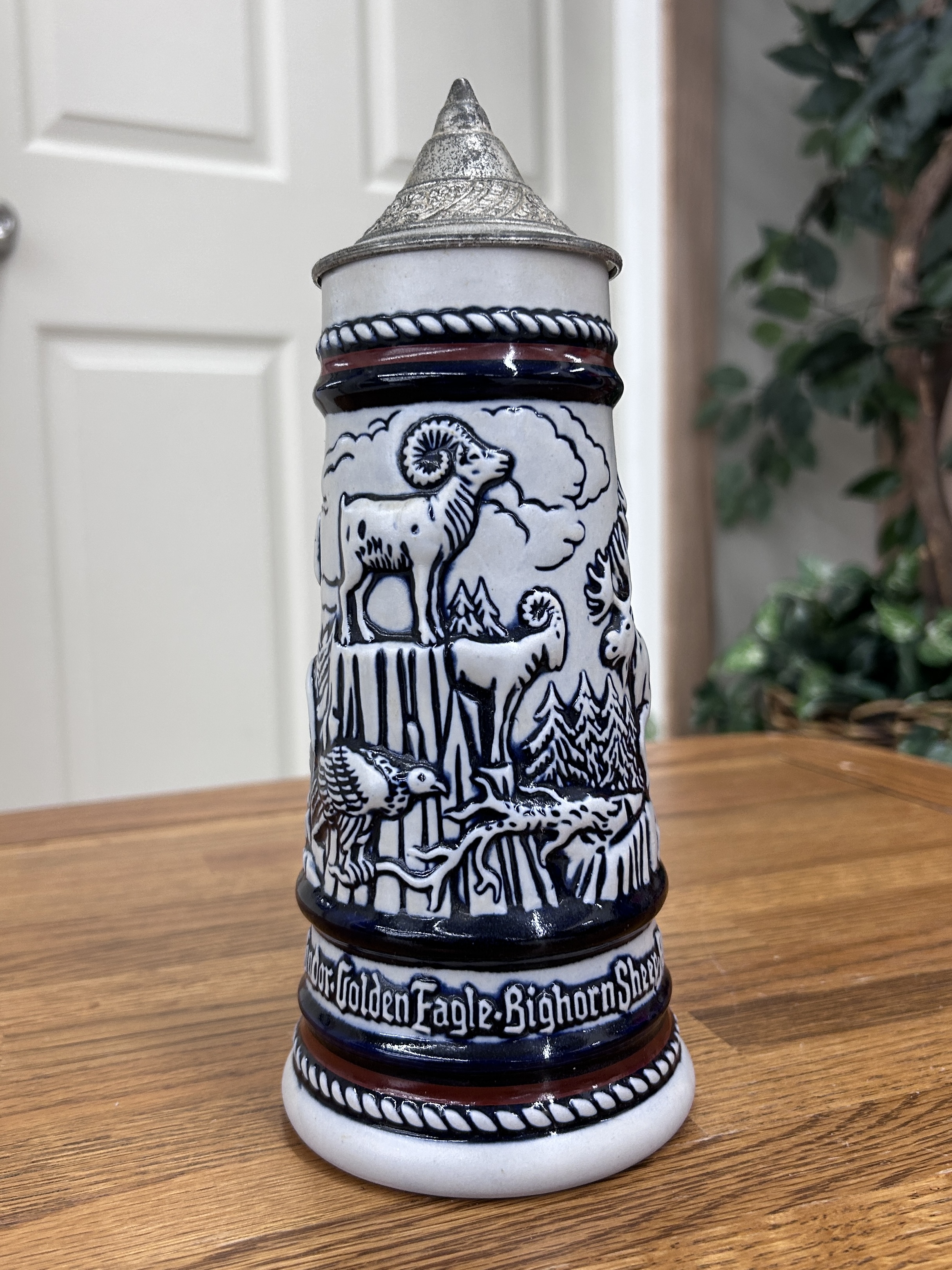 Vintage 1976 Avon Collectible Beer Stein