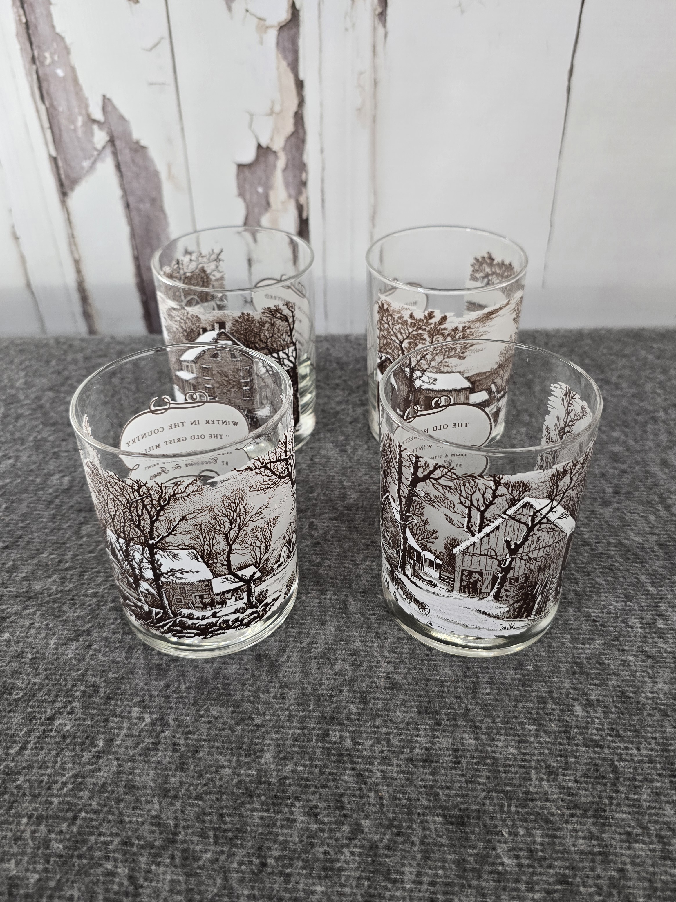Currier & Ives Winter Scene Collector's Glass Set - 4 Pieces