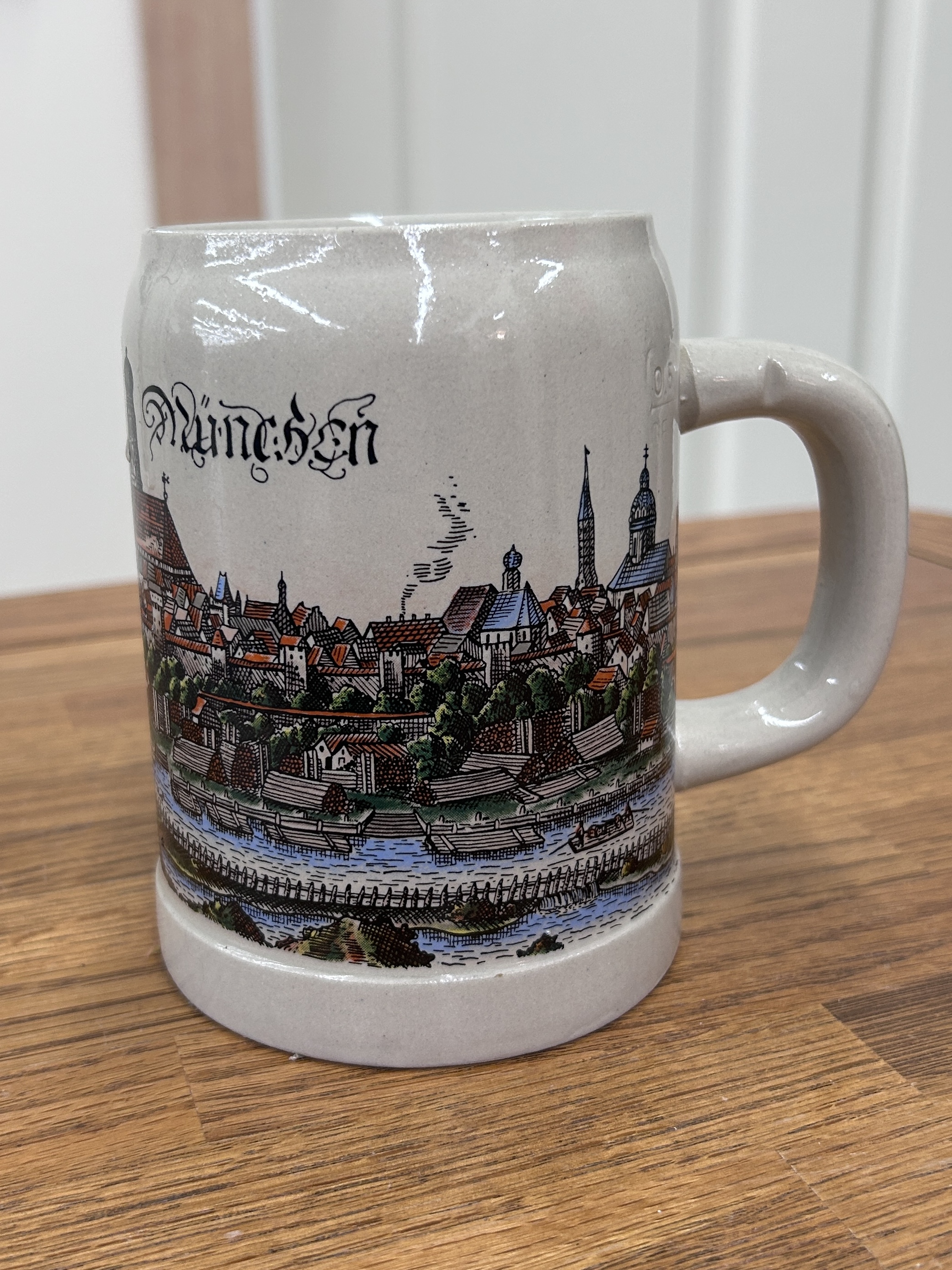 Munchen Stoneware Beer Stein
