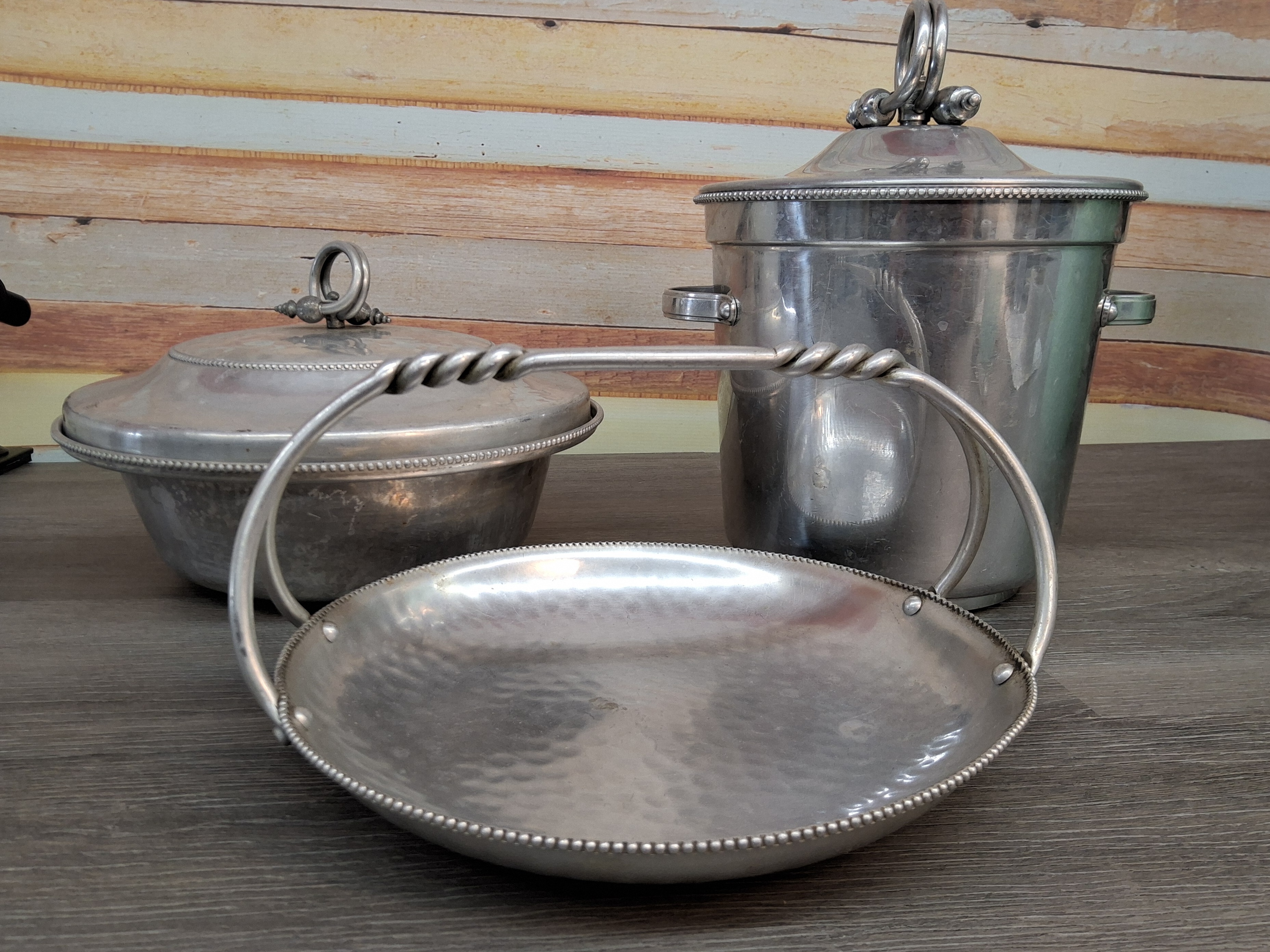 BHW Buenilum Hammered Aluminum Serveware Set (5pcs)