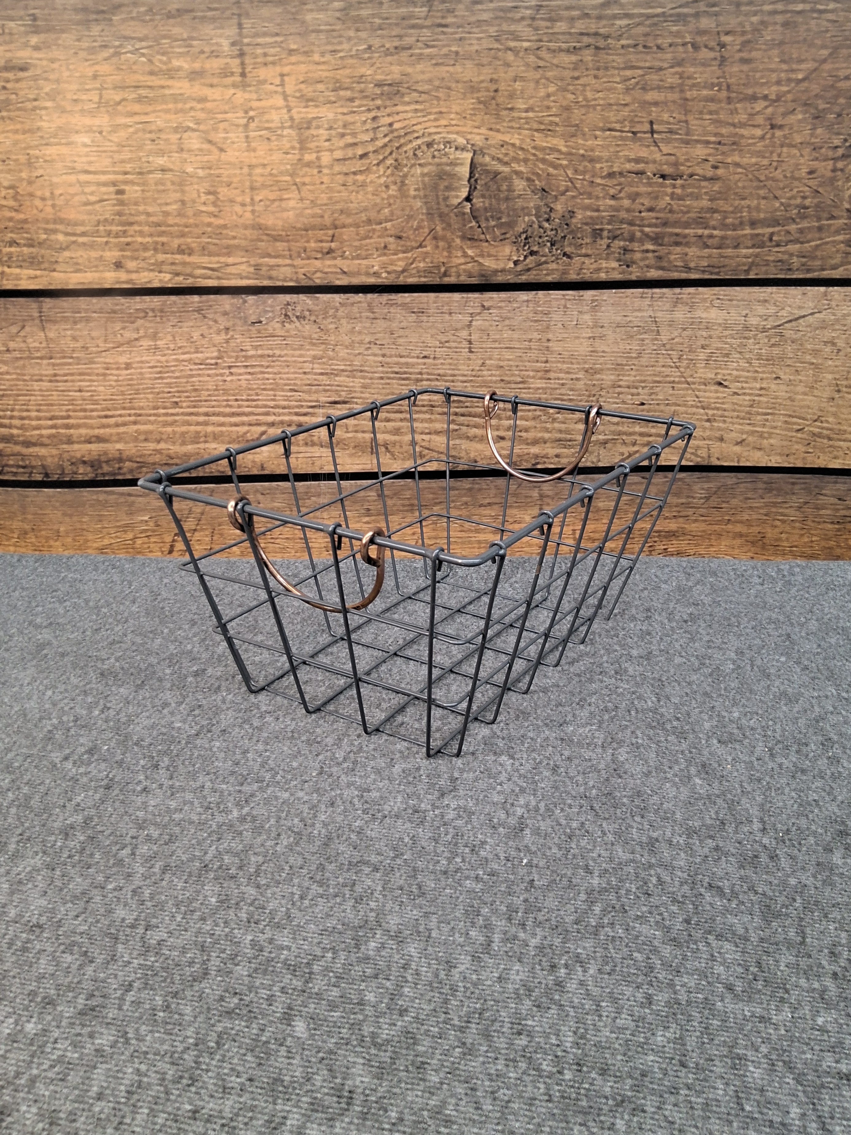 Metal Wire Basket with Copper Handles