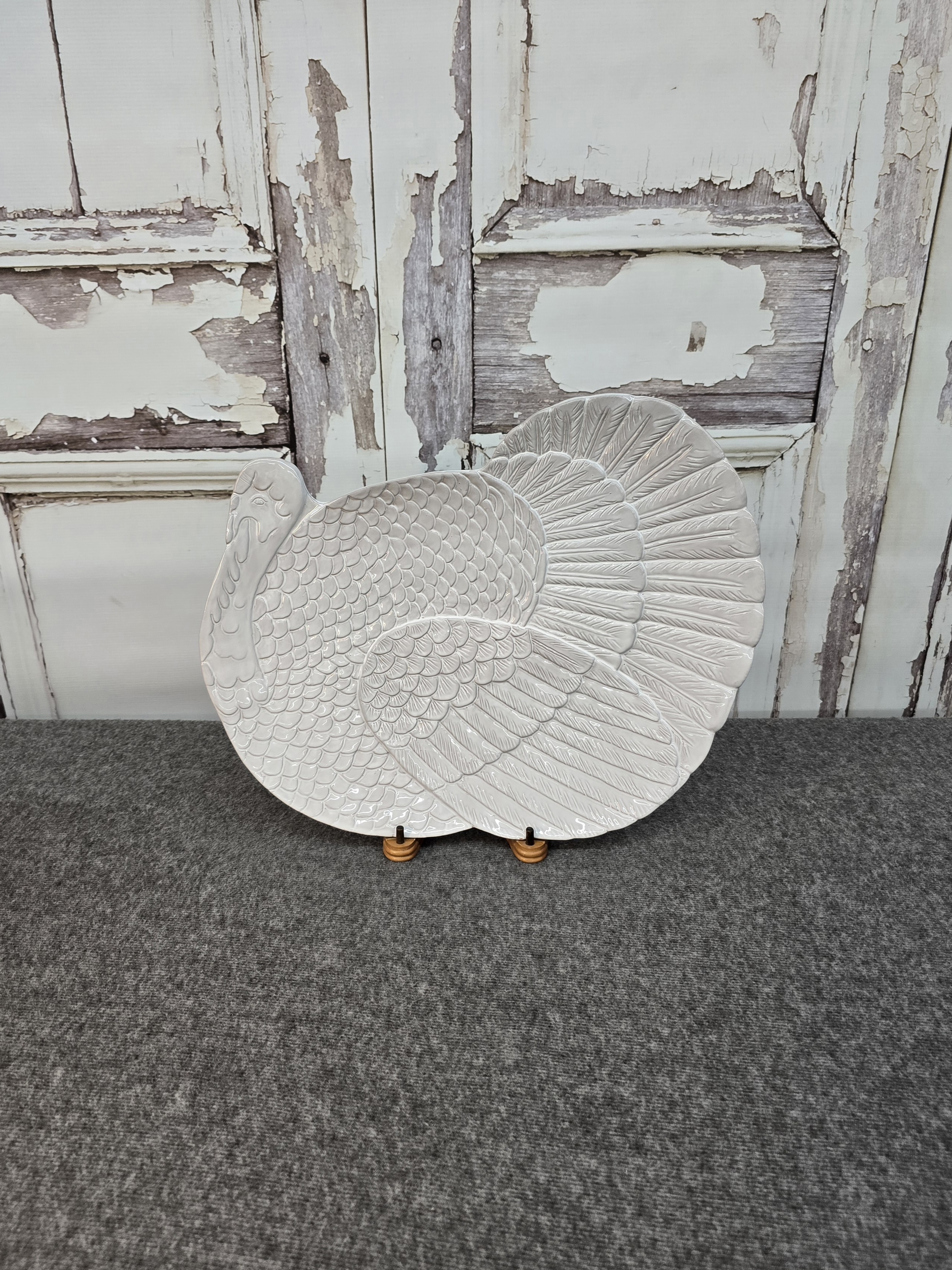 Lillian Vernon Turkey Shaped Serving Platter 17"