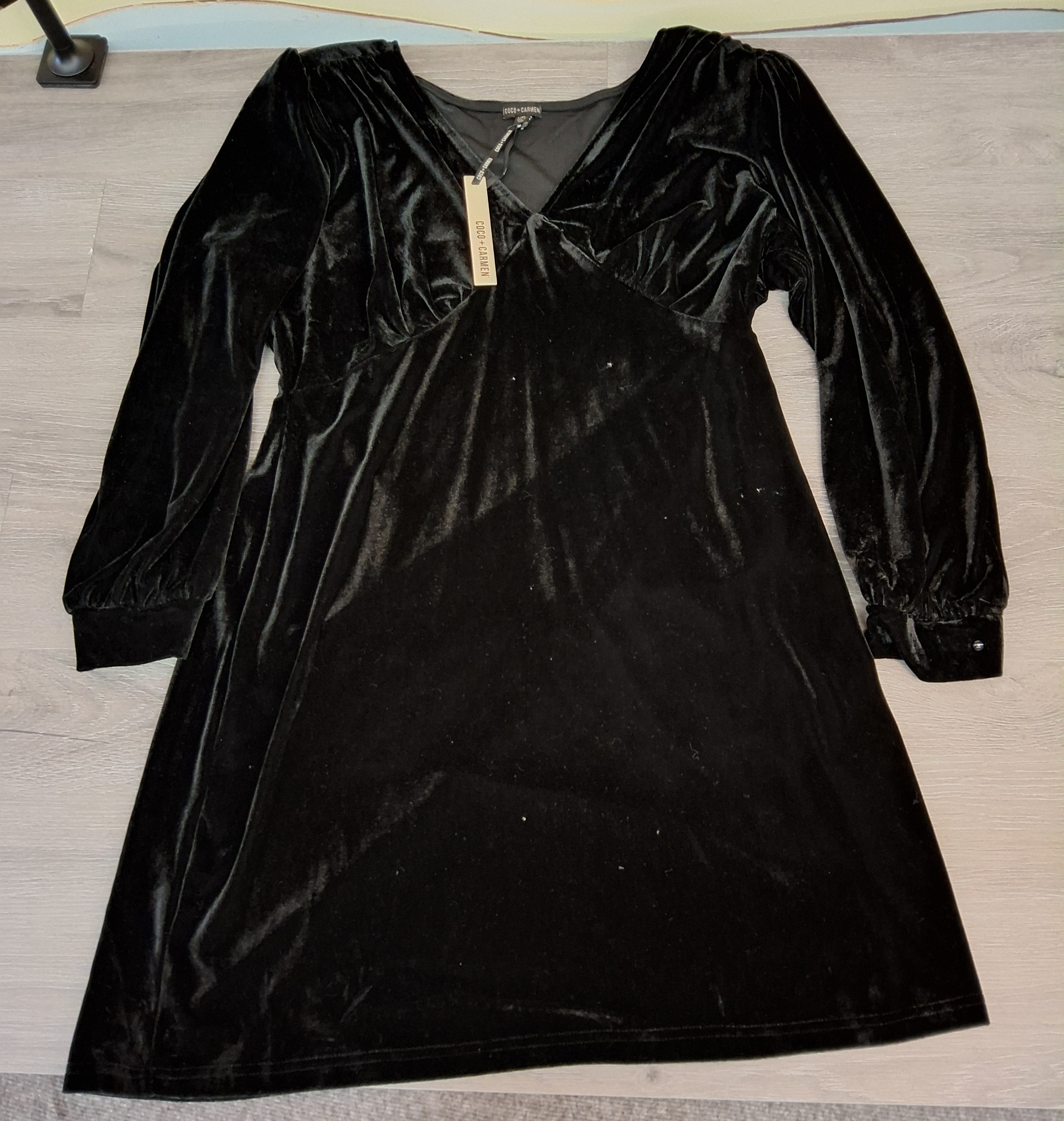 Coco + Carmen Black Velvet Long Sleeve Dress L/XL