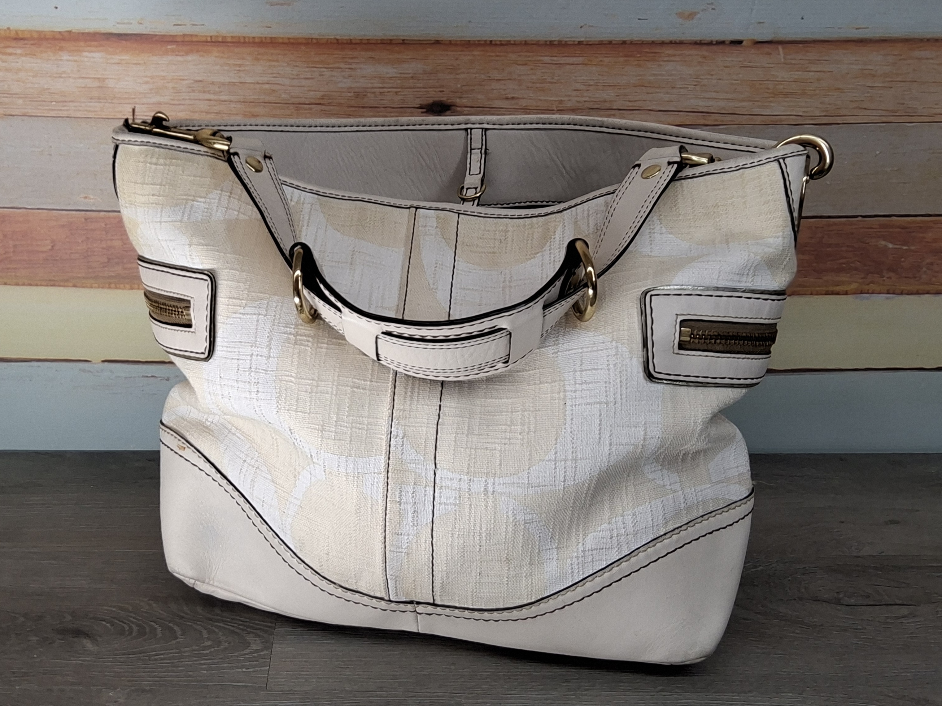Coach White Signature Canvas & Leather Shoulder Bag