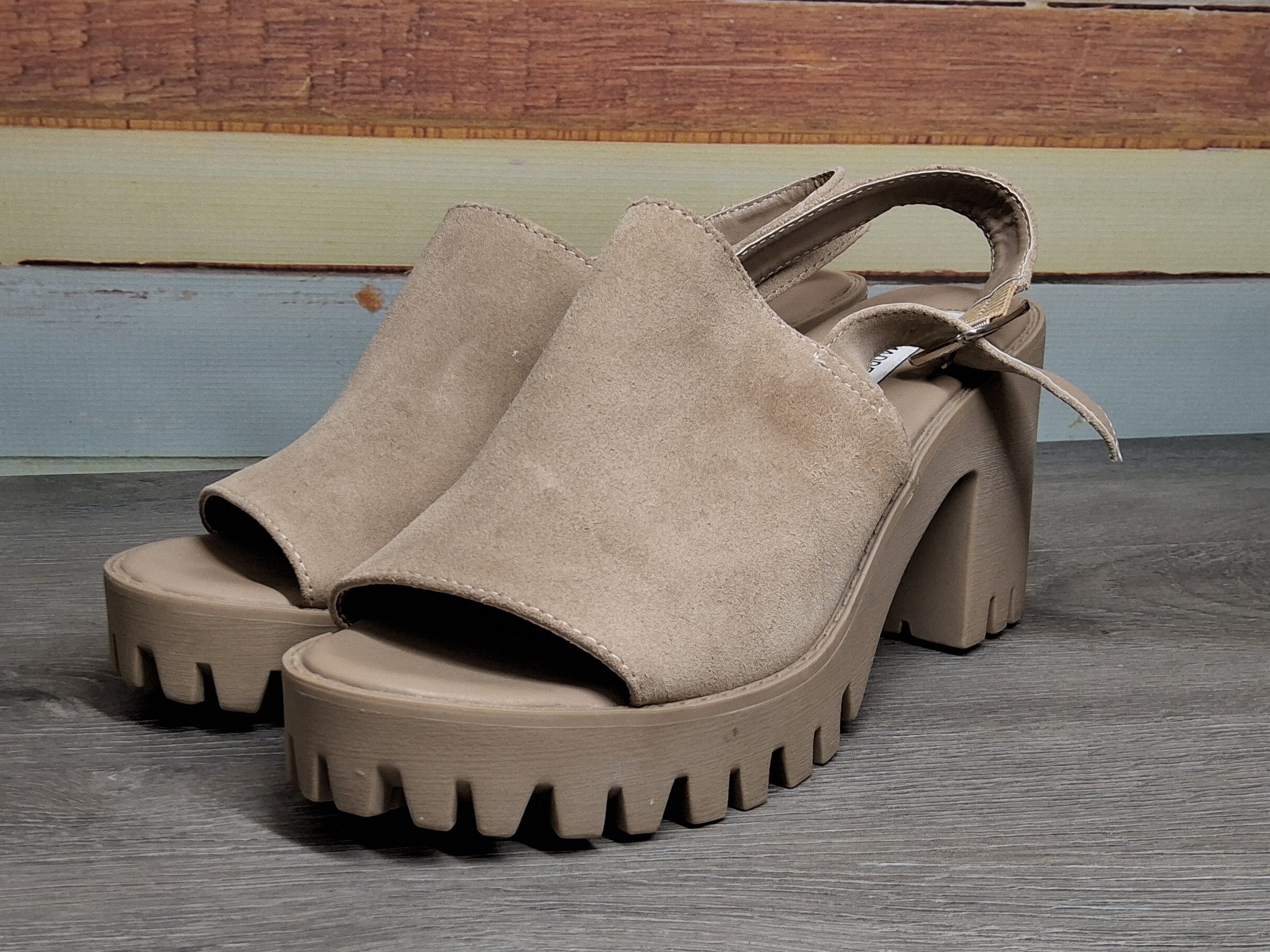 Steve Madden Tan Suede Chunky Platform Sandals Size 10