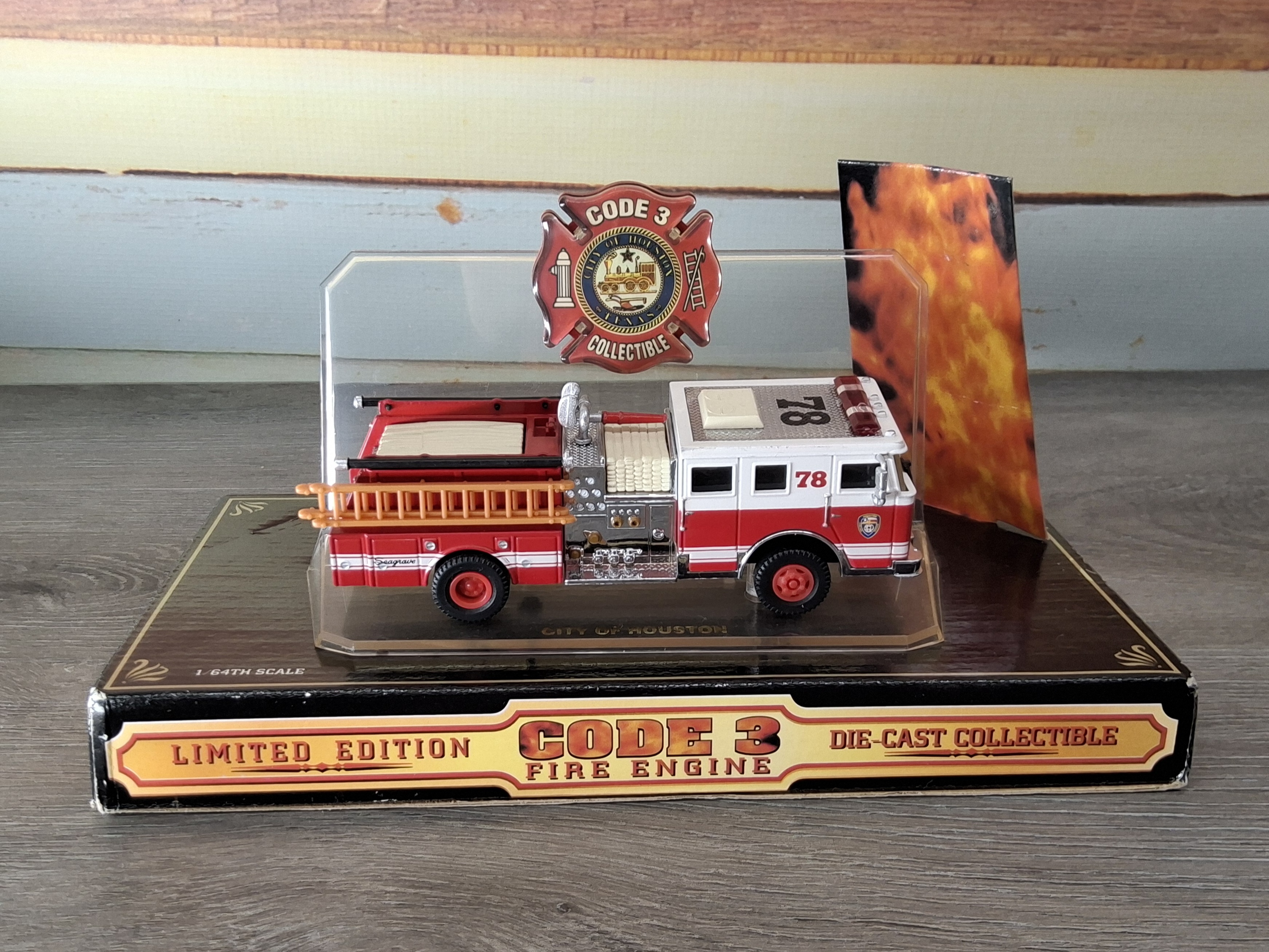Code 3 Collectibles 1997 Seagrave Pumper Fire Engine – Houston FD #78