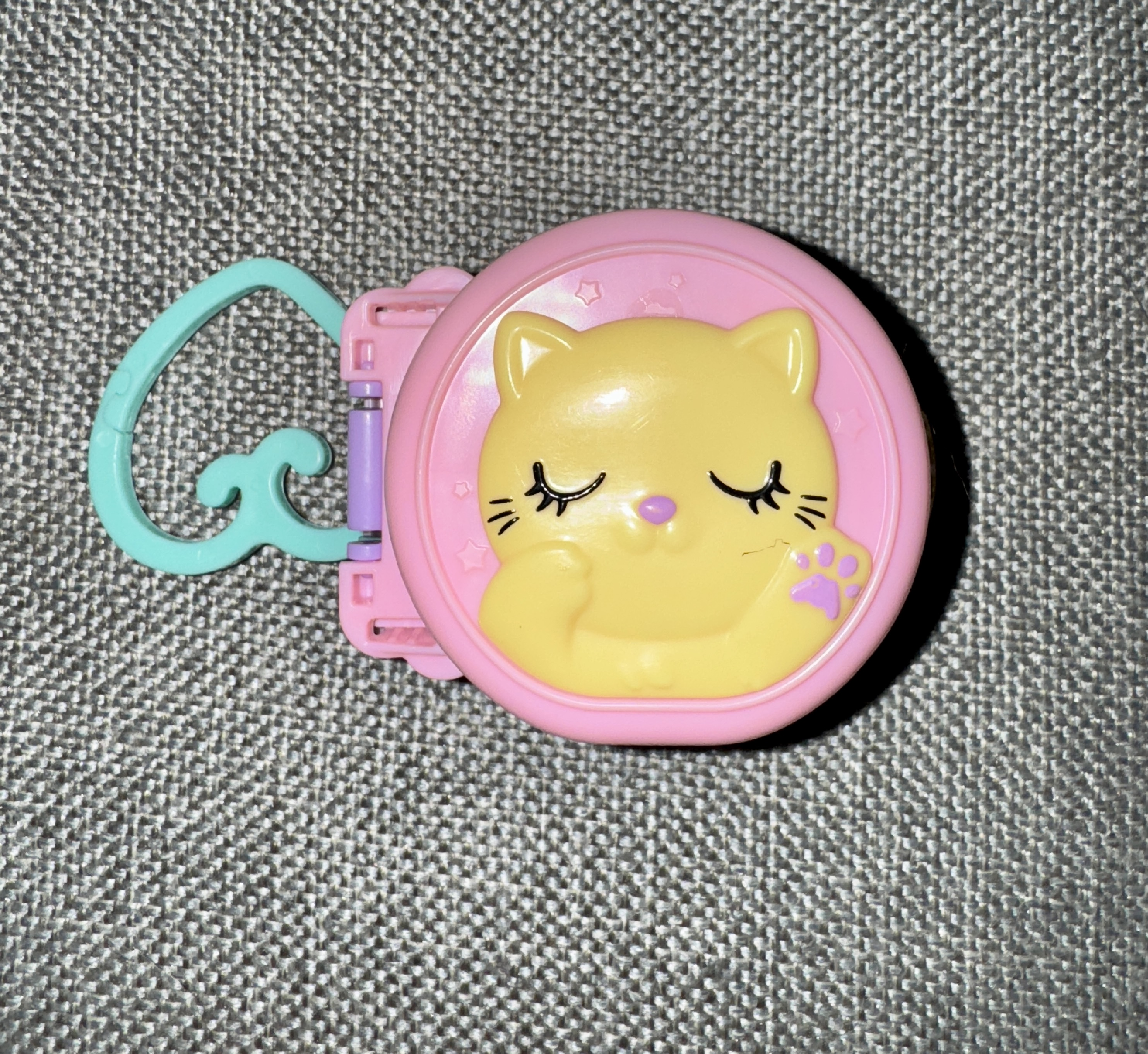 Mattel Polly Pocket Pajama Party Sleepy Pets Cat Compact 2021 With Micro Doll