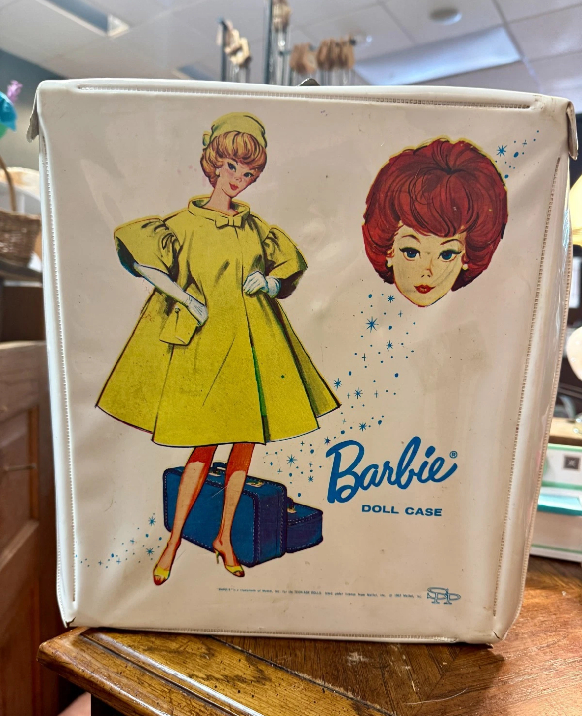 Barbie Doll Case 1963 White with Bubble Hair And Yellow Coat