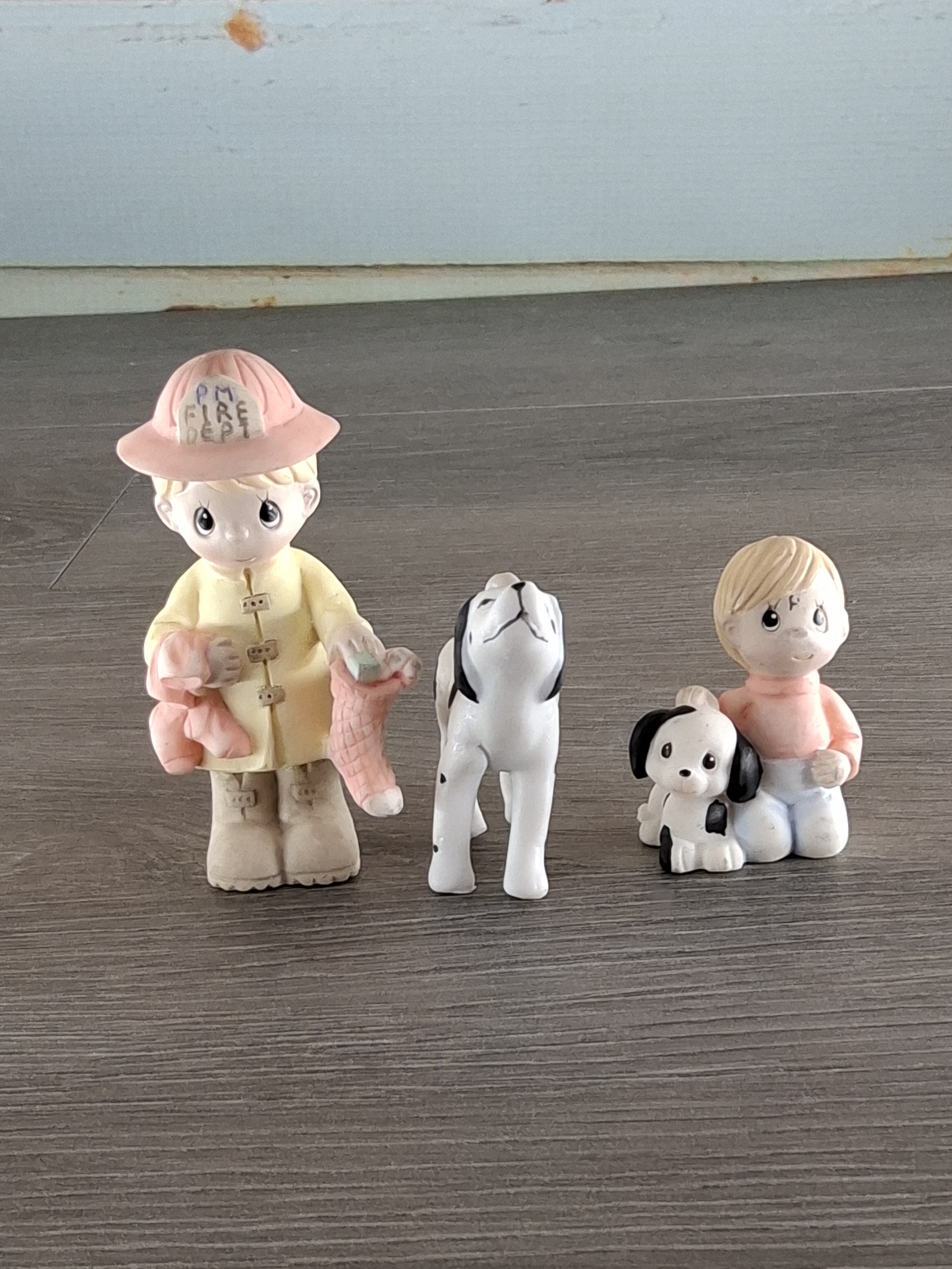 Precious Moments Firefighter & Child with Dogs Mini Figurine Set