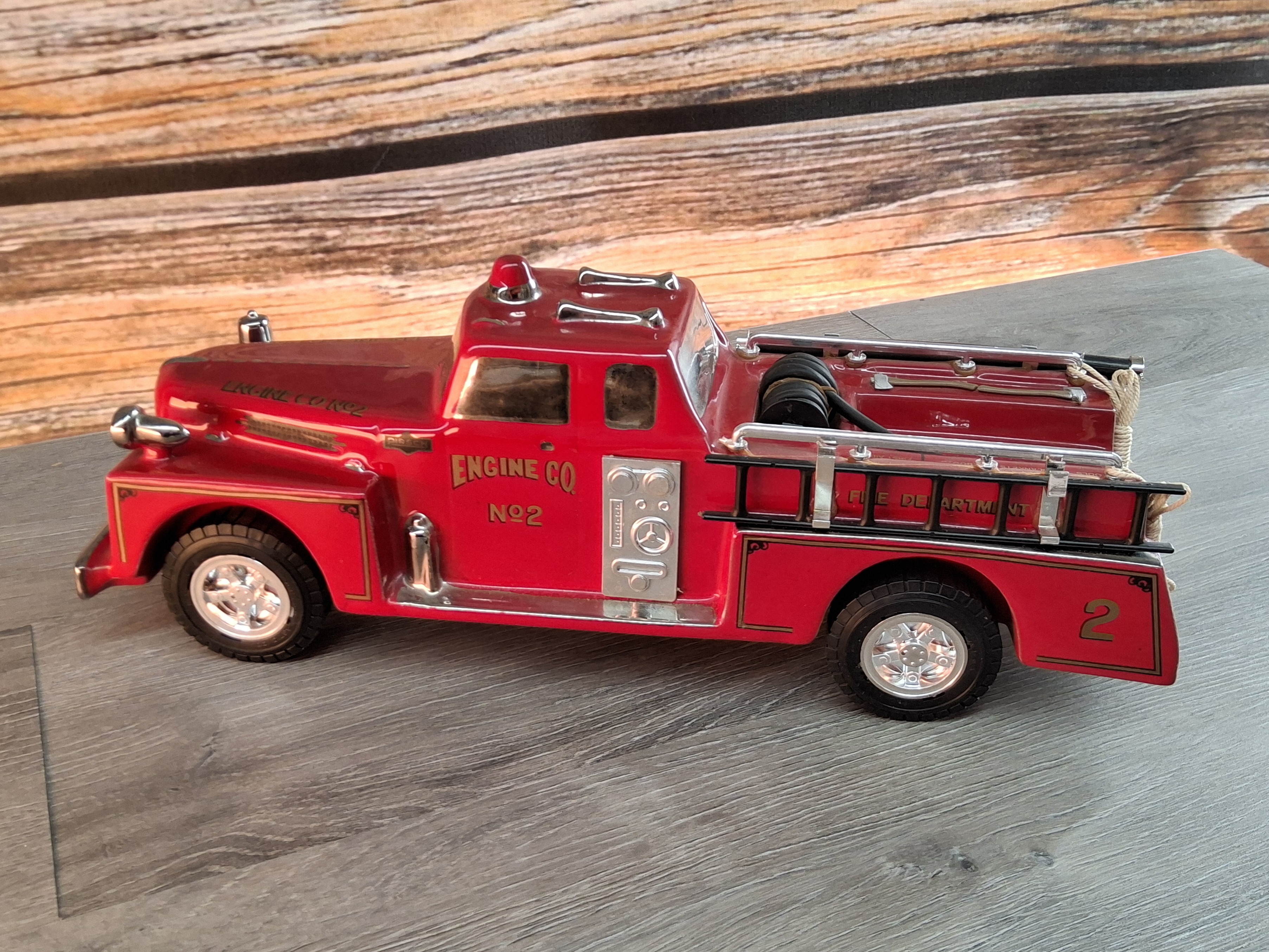 Vintage 1958 Pirsch Fire Engine Co. 2 Ceramic Truck Liquor Decanter