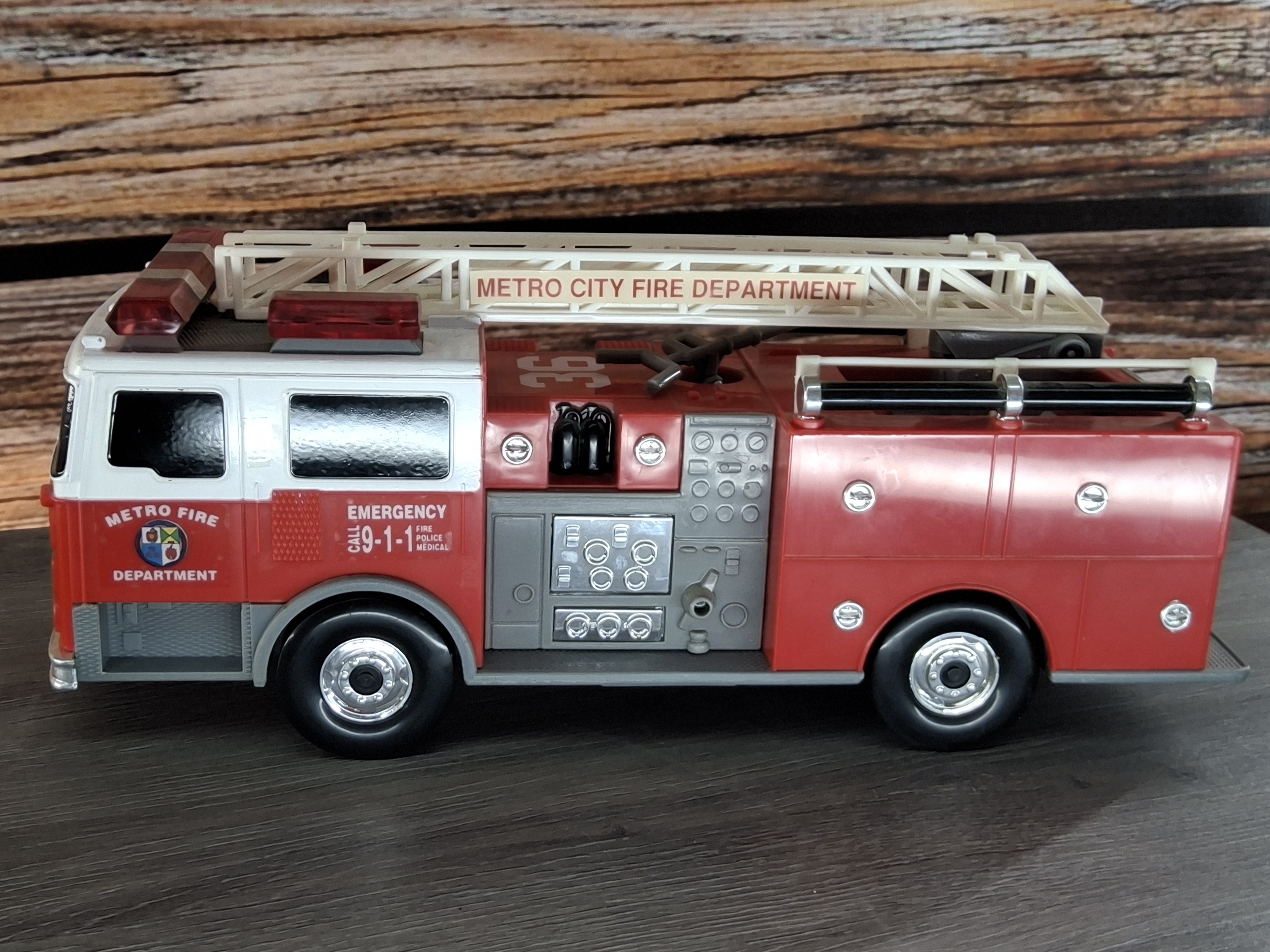 Vintage Funrise Metro City Fire Dept Ladder Truck #36