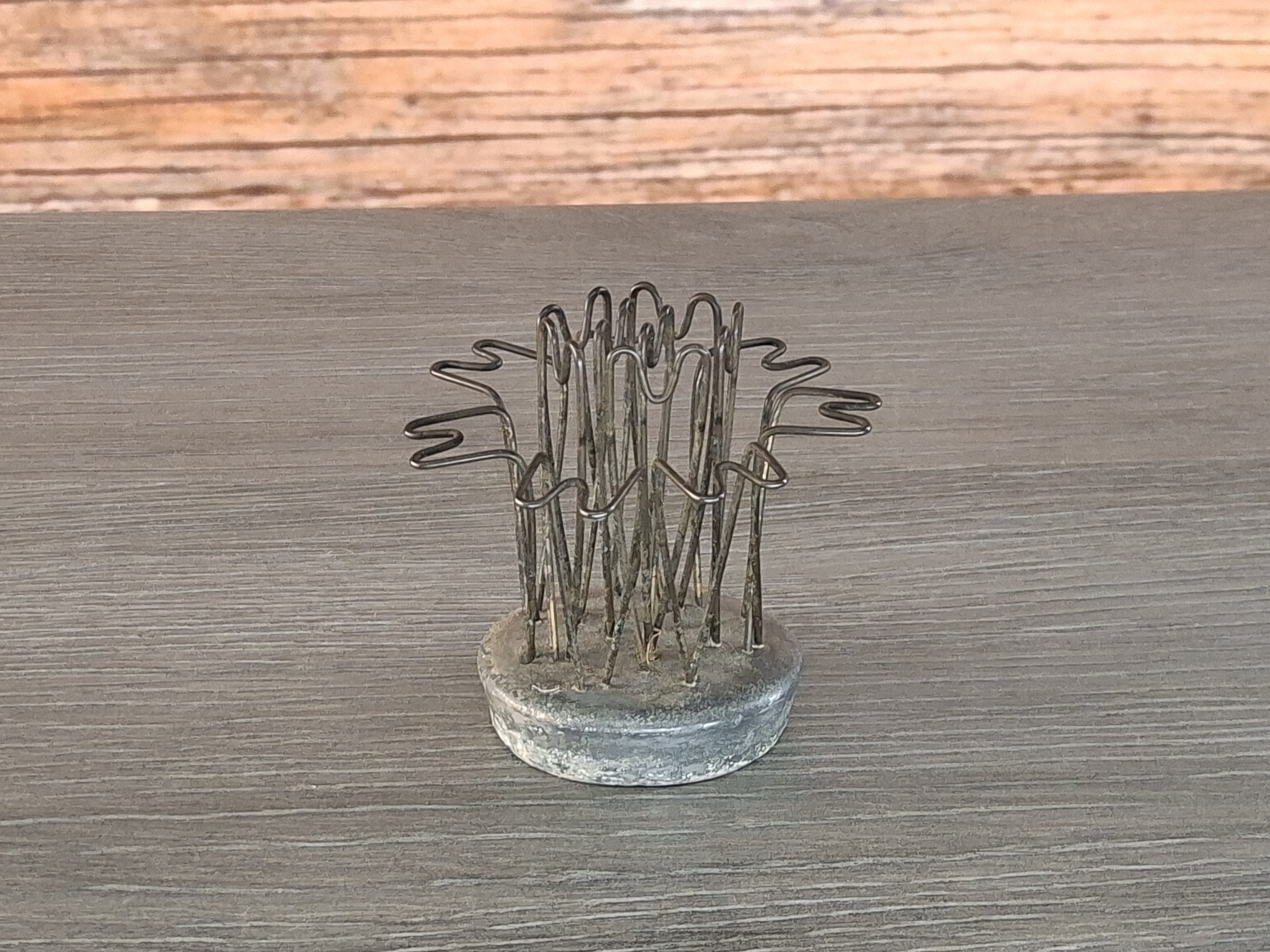 Vintage Metal Star Flower Holder Frog Wire Loop Base Floral Arranging