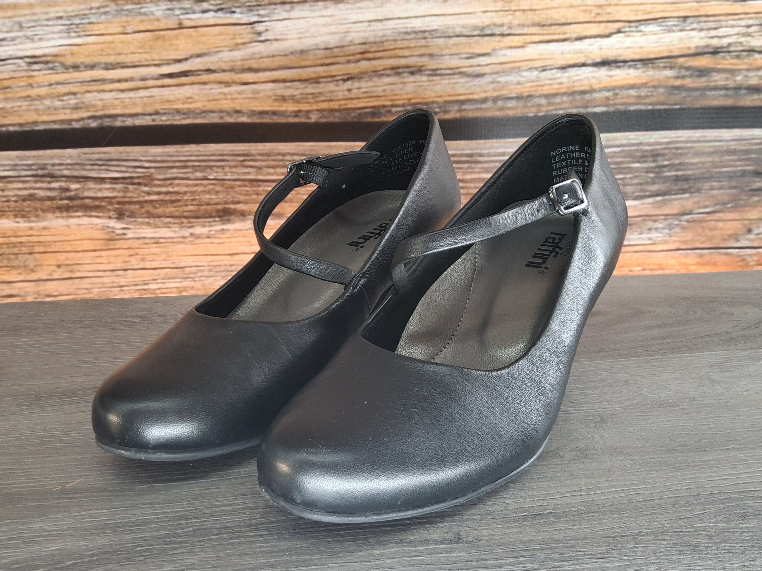 Umberto Raffini Norine Black Leather Mary Jane Pump Heel Size 36