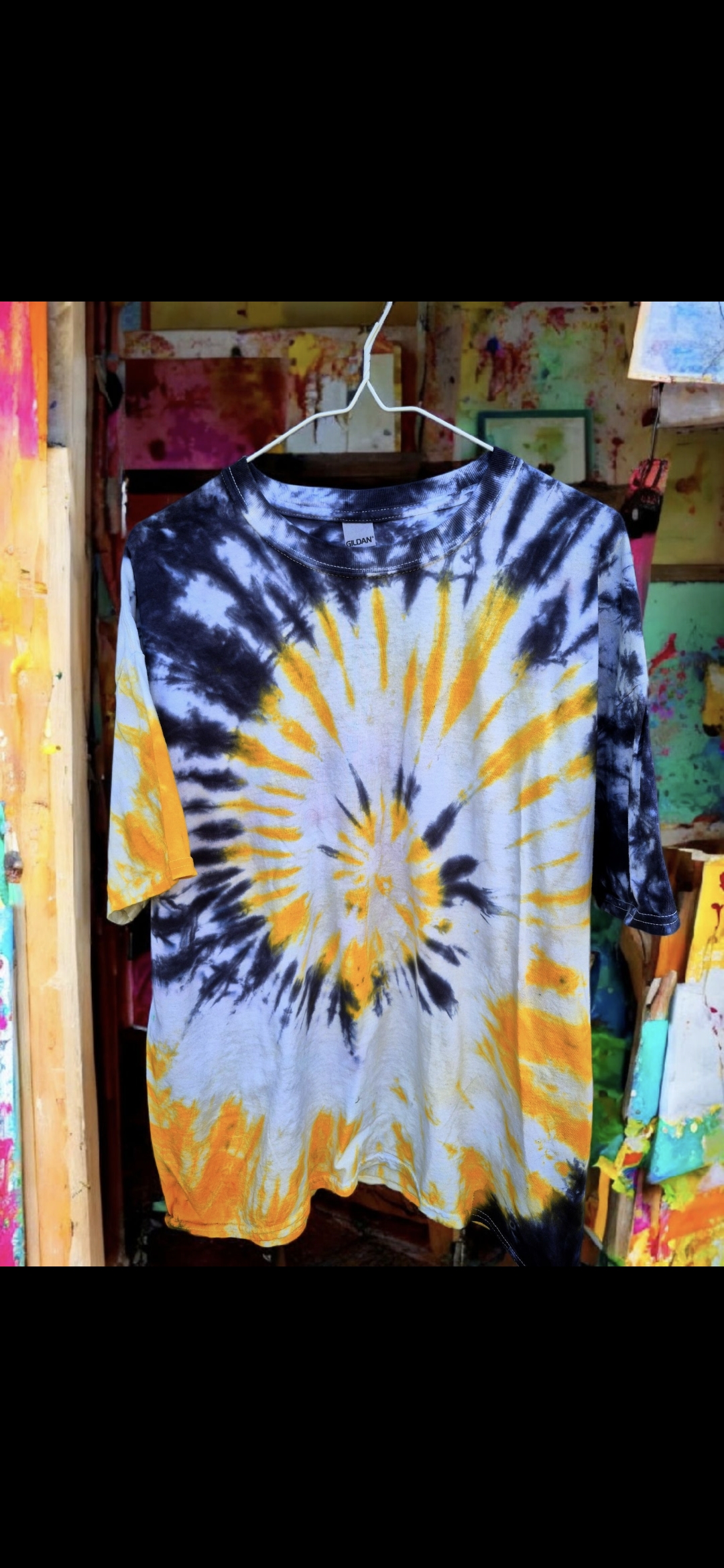 Size XL Hand Dyed tie-dyed t-shirt black and gold spiral