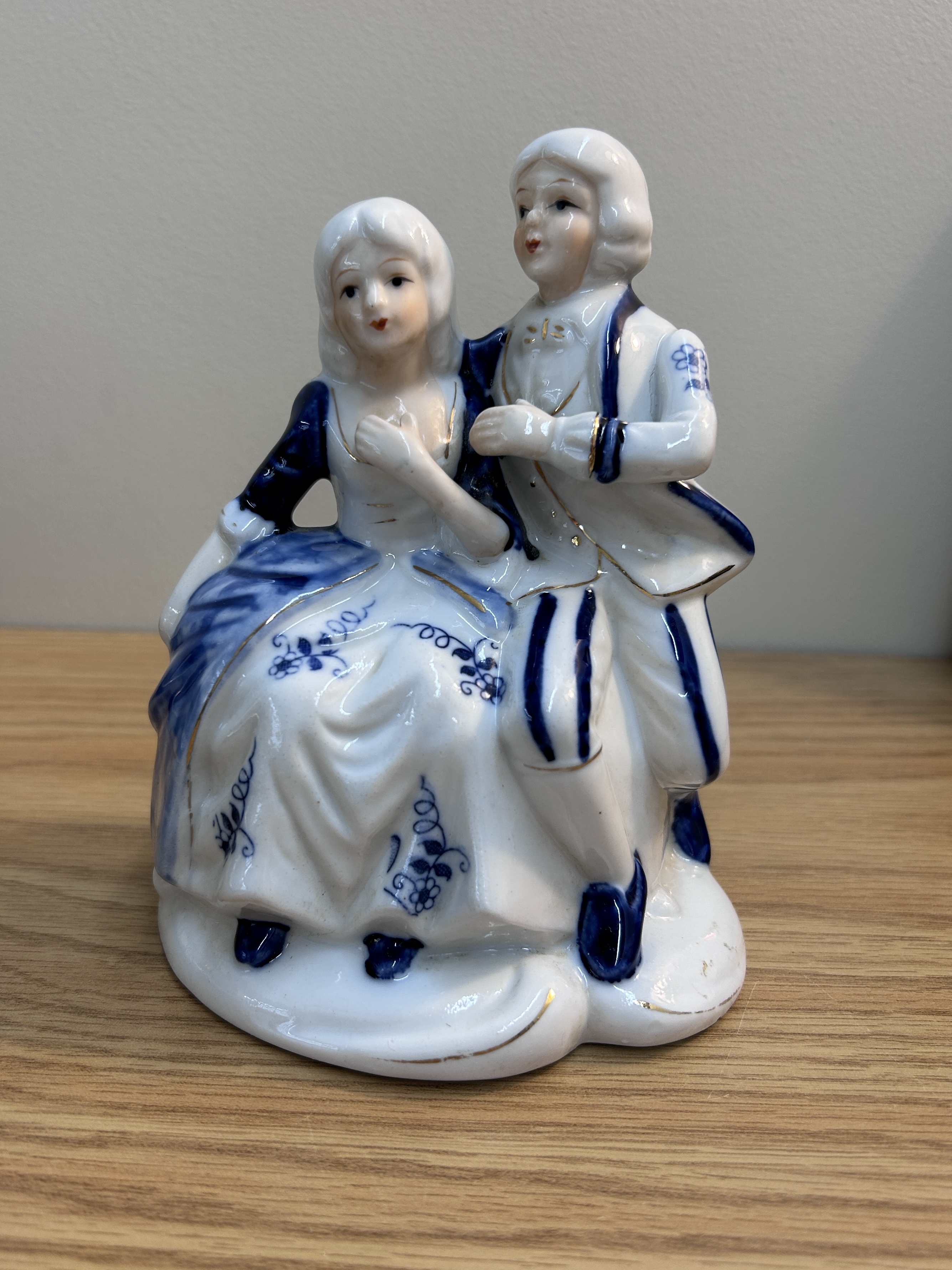 Vintage Victorian Courting Couple Porcelain Figurine