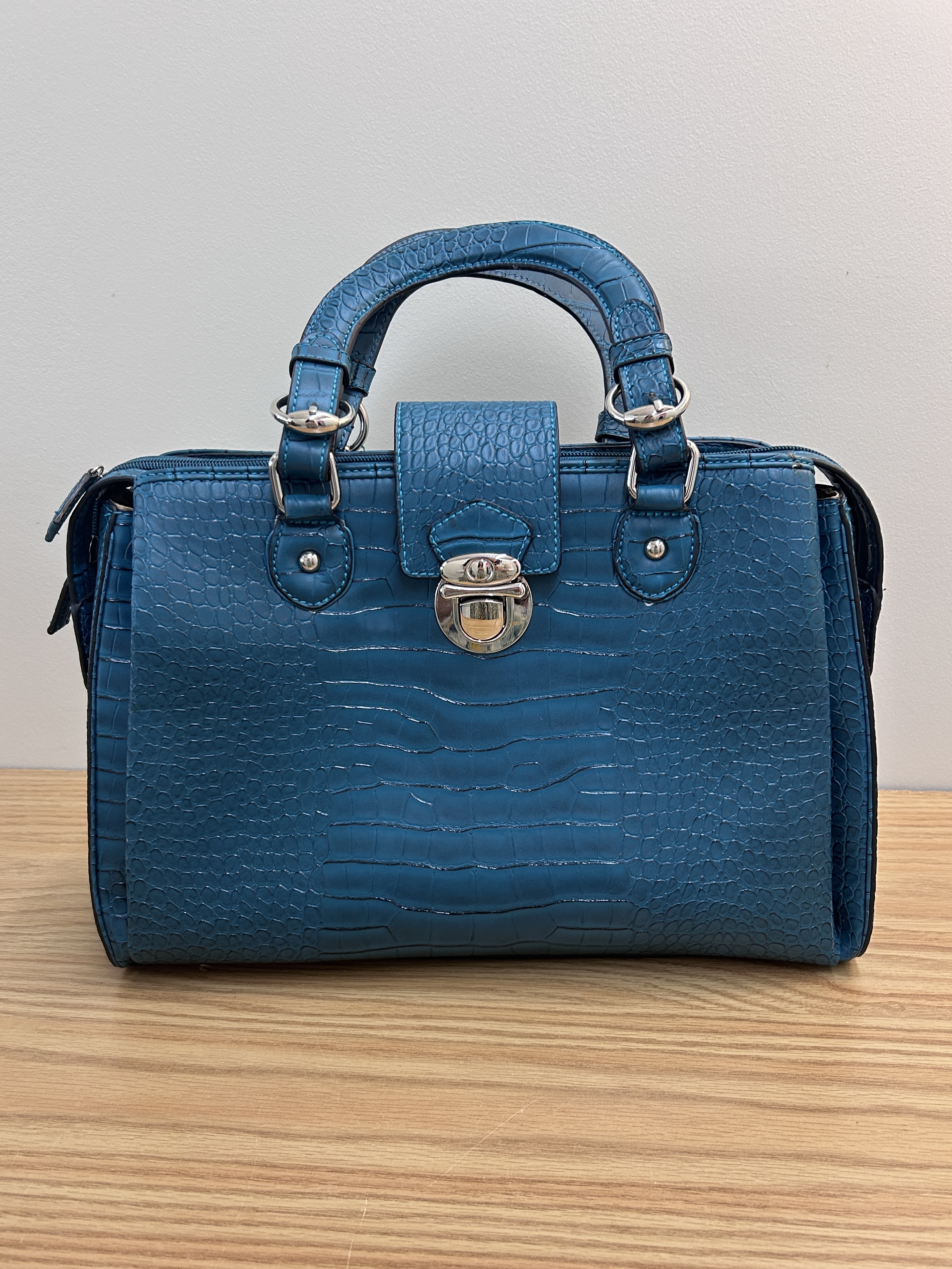 Blue Purse No Brand Name