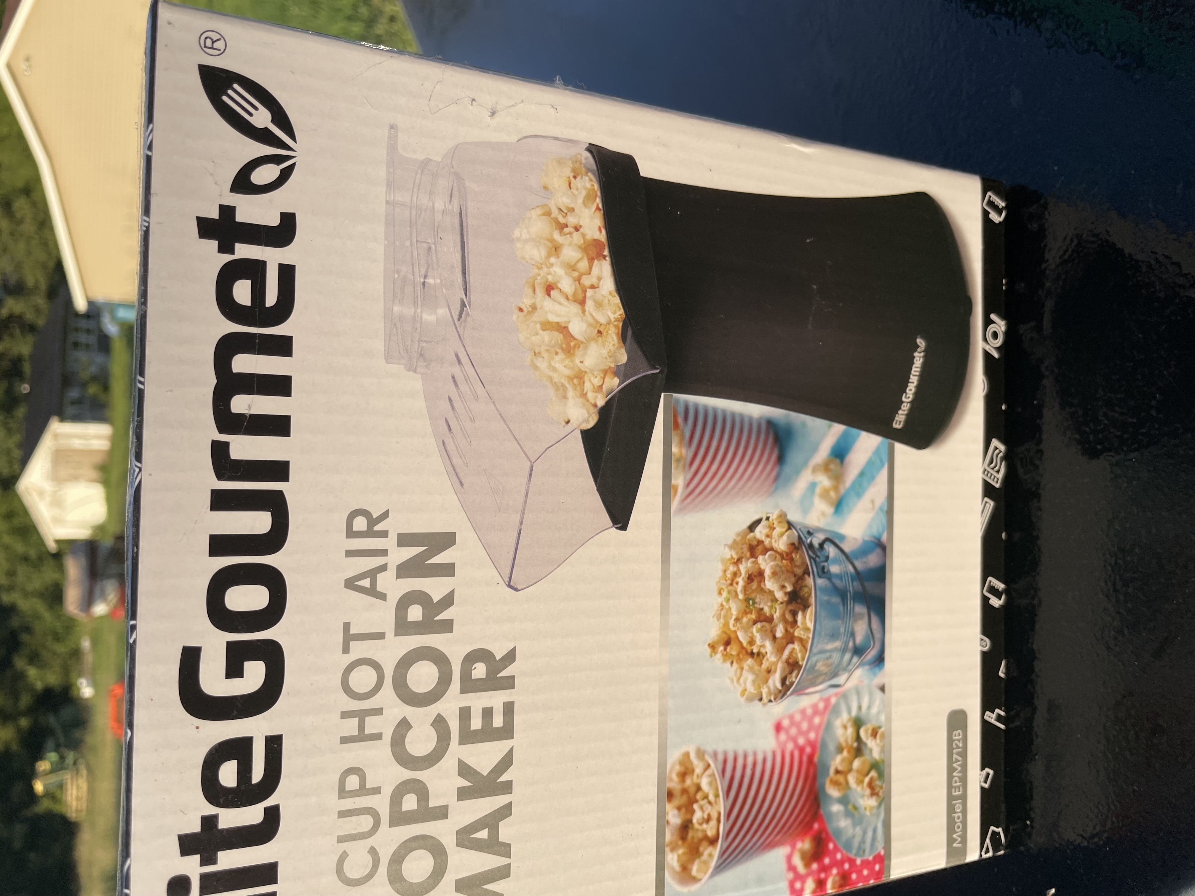 Microwave popcorn popper (new)