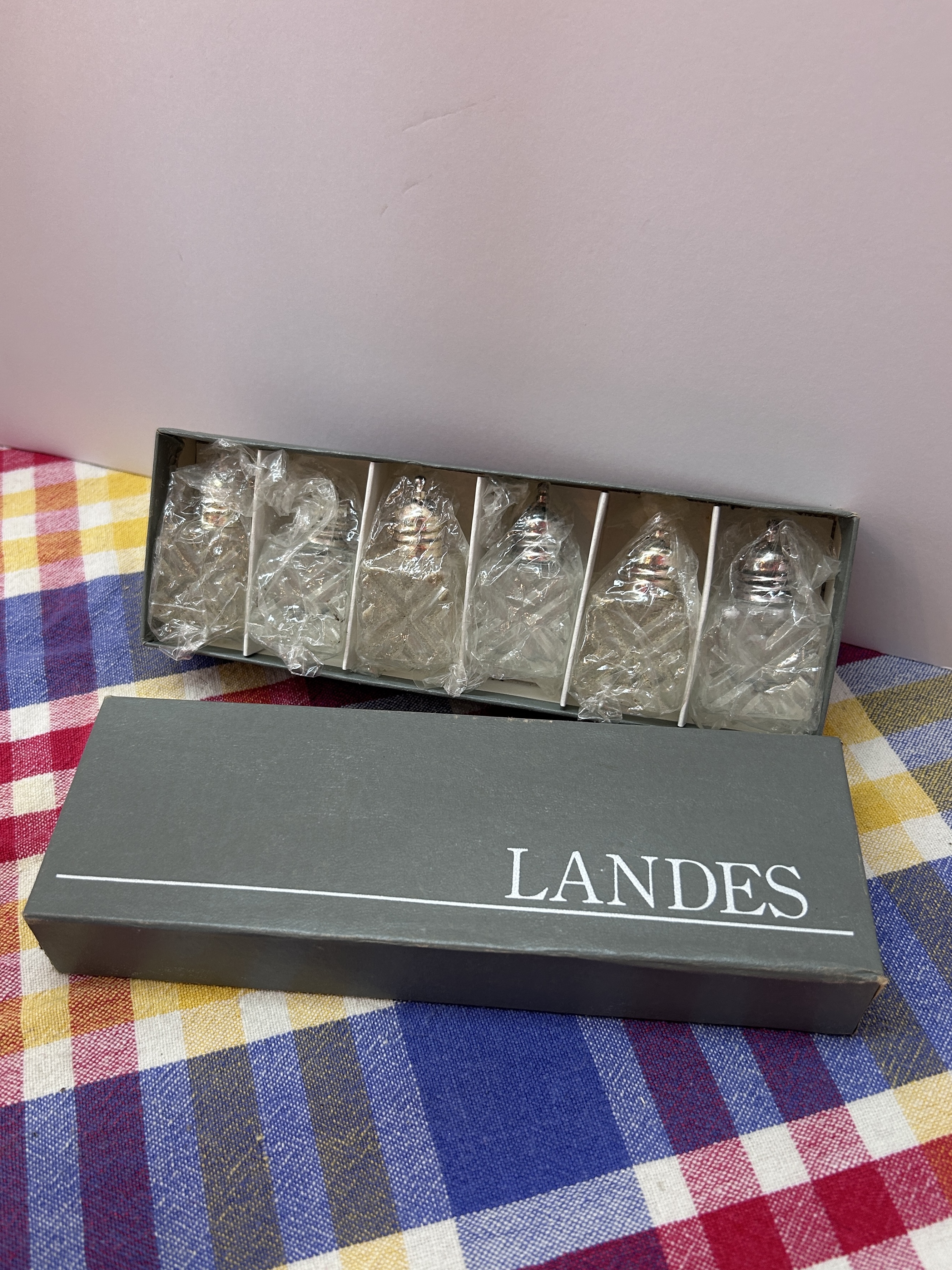 Landes Salt and Pepper shakers set of 6