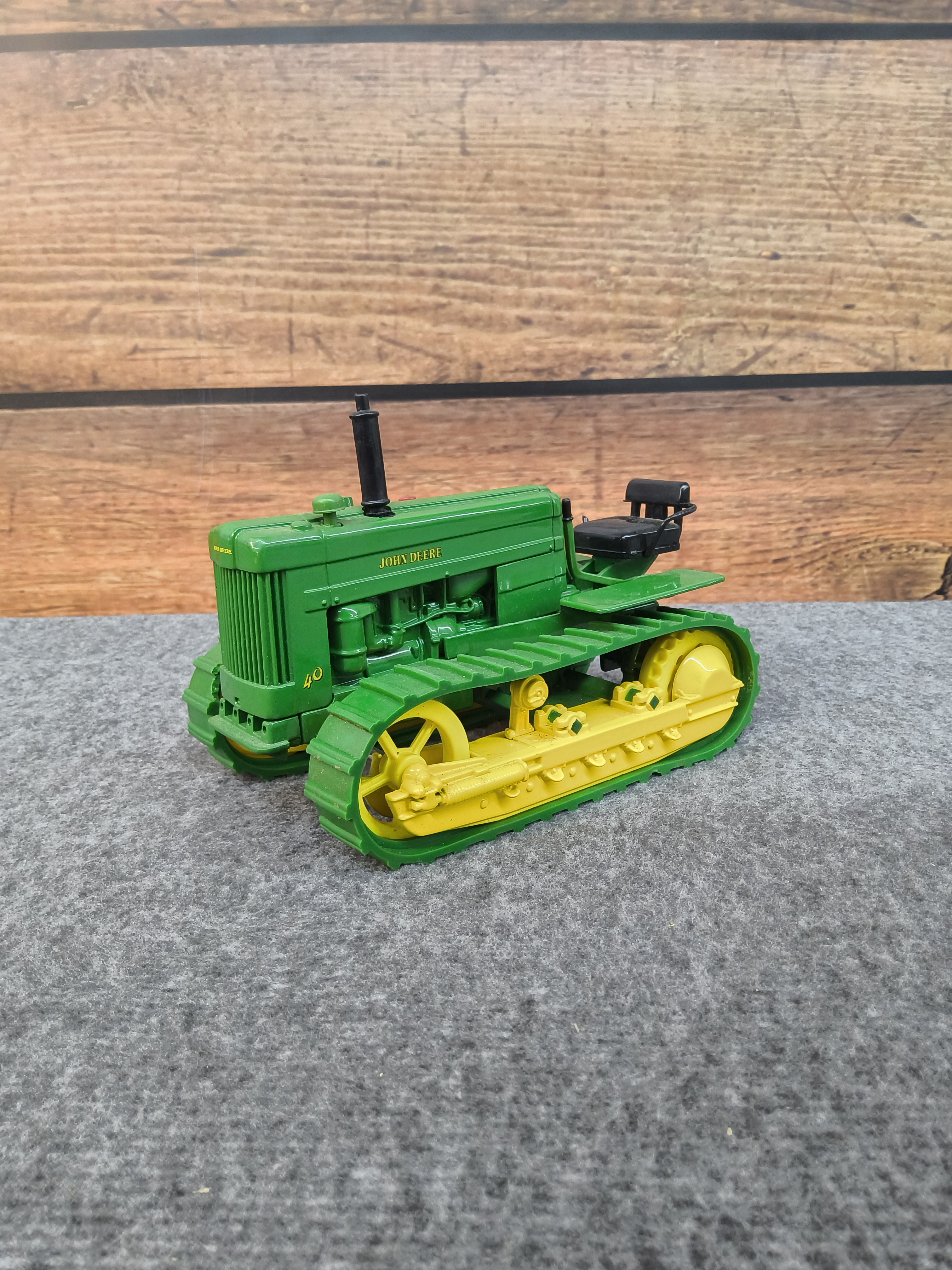 John Deere 40 Crawler tractor
