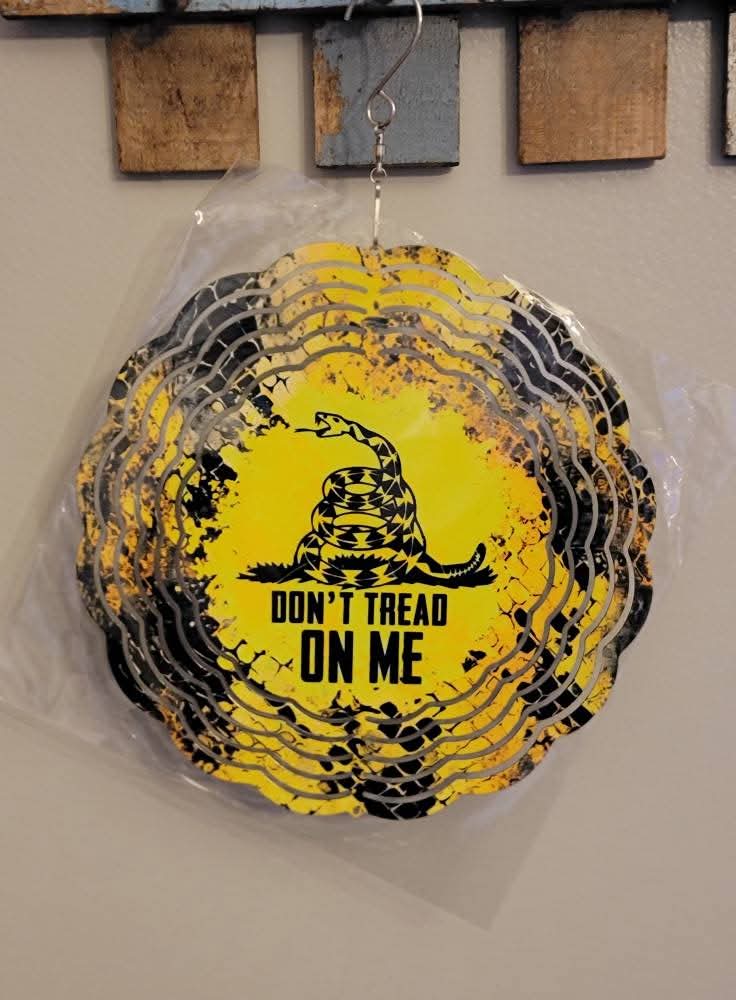Don't tread on me windspinner