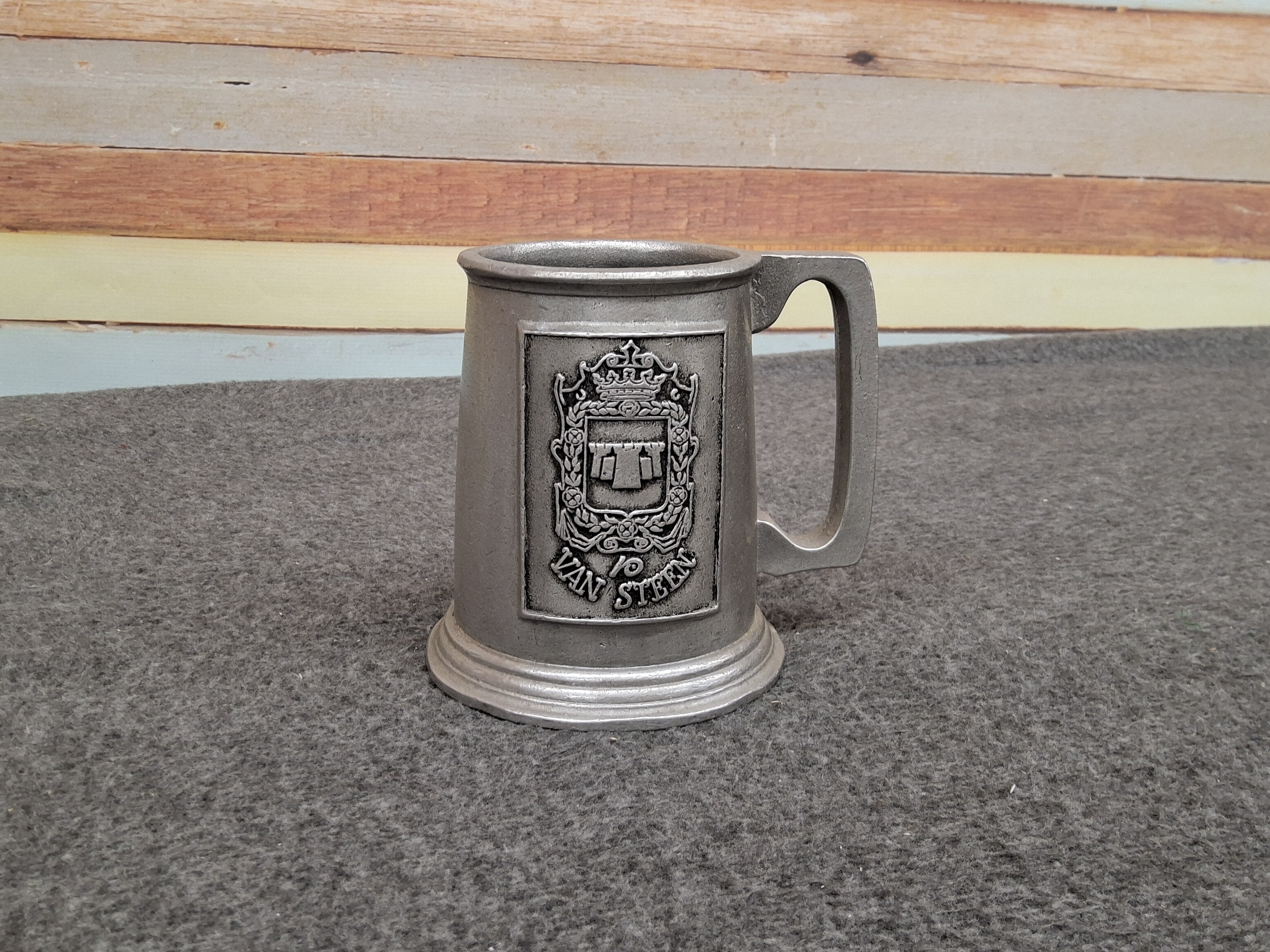 Vintage Van Steen Pewter Tankard Mug – Crest Design