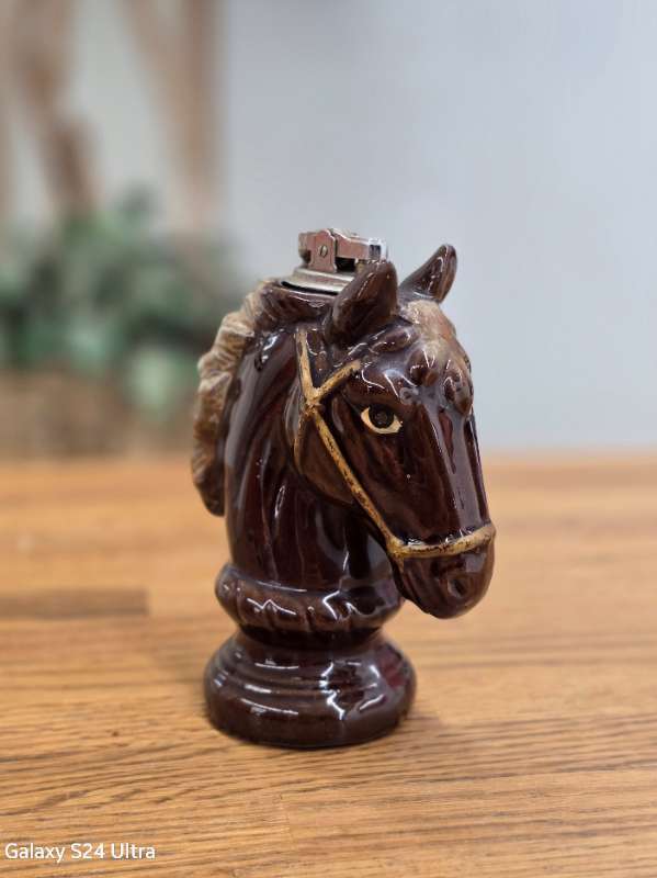 Vintage Brown Drip Horse Head Ceramic Lighter