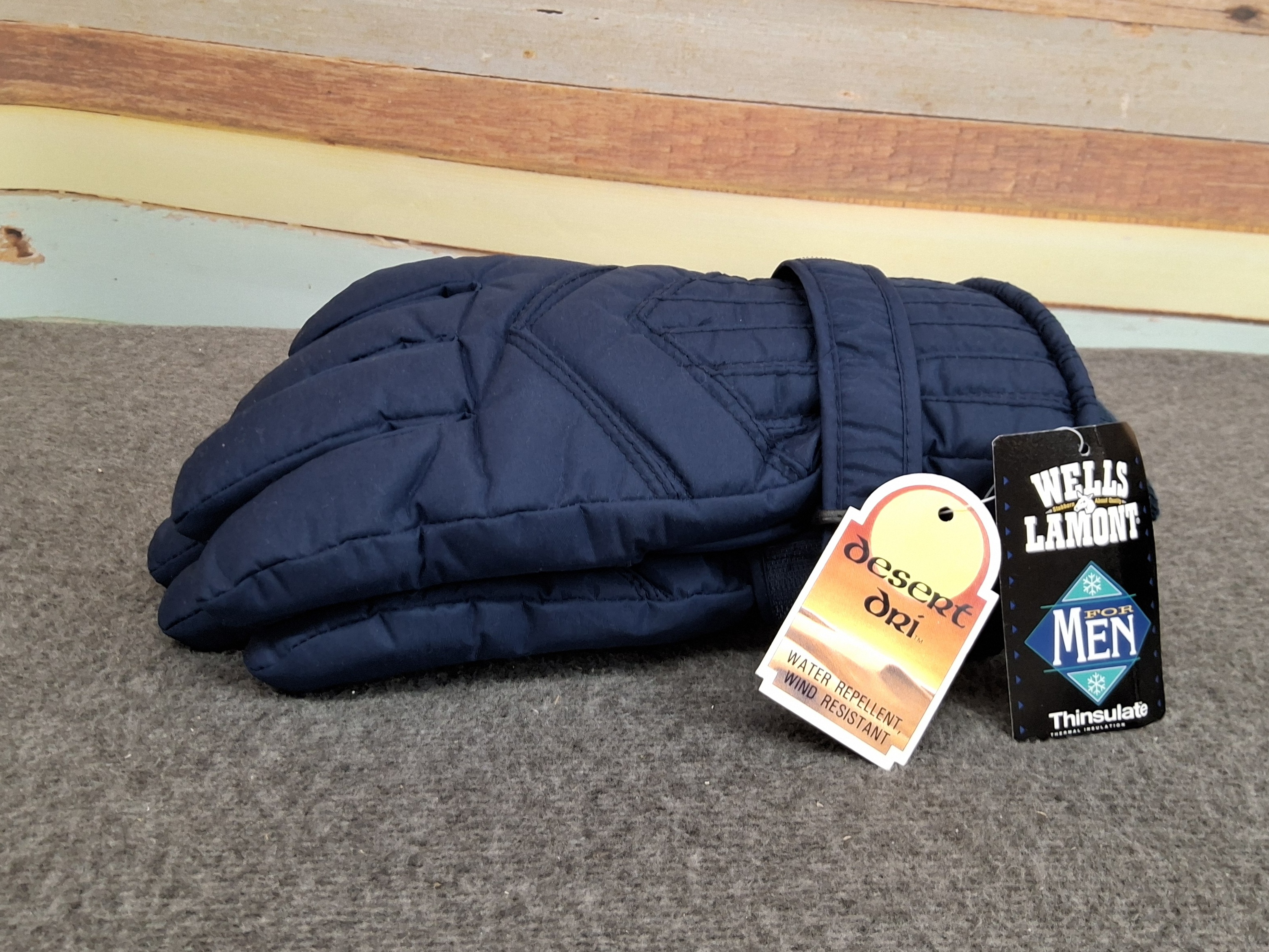 Wells Lamont Men’s Thinsulate Winter Gloves – Navy Blue