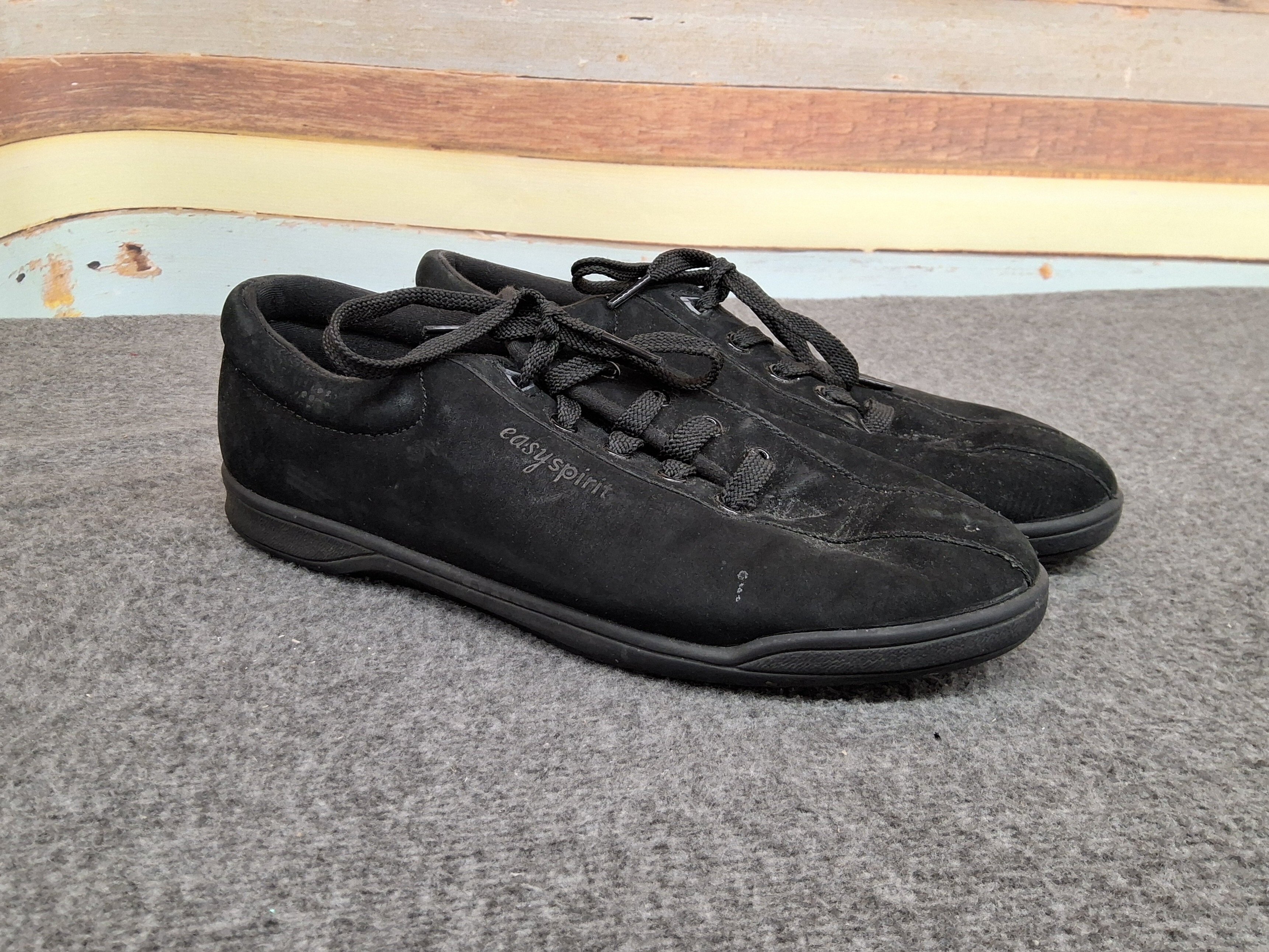 Easy Spirit Women’s 8B Black Suede Lace-Up Comfort Shoes