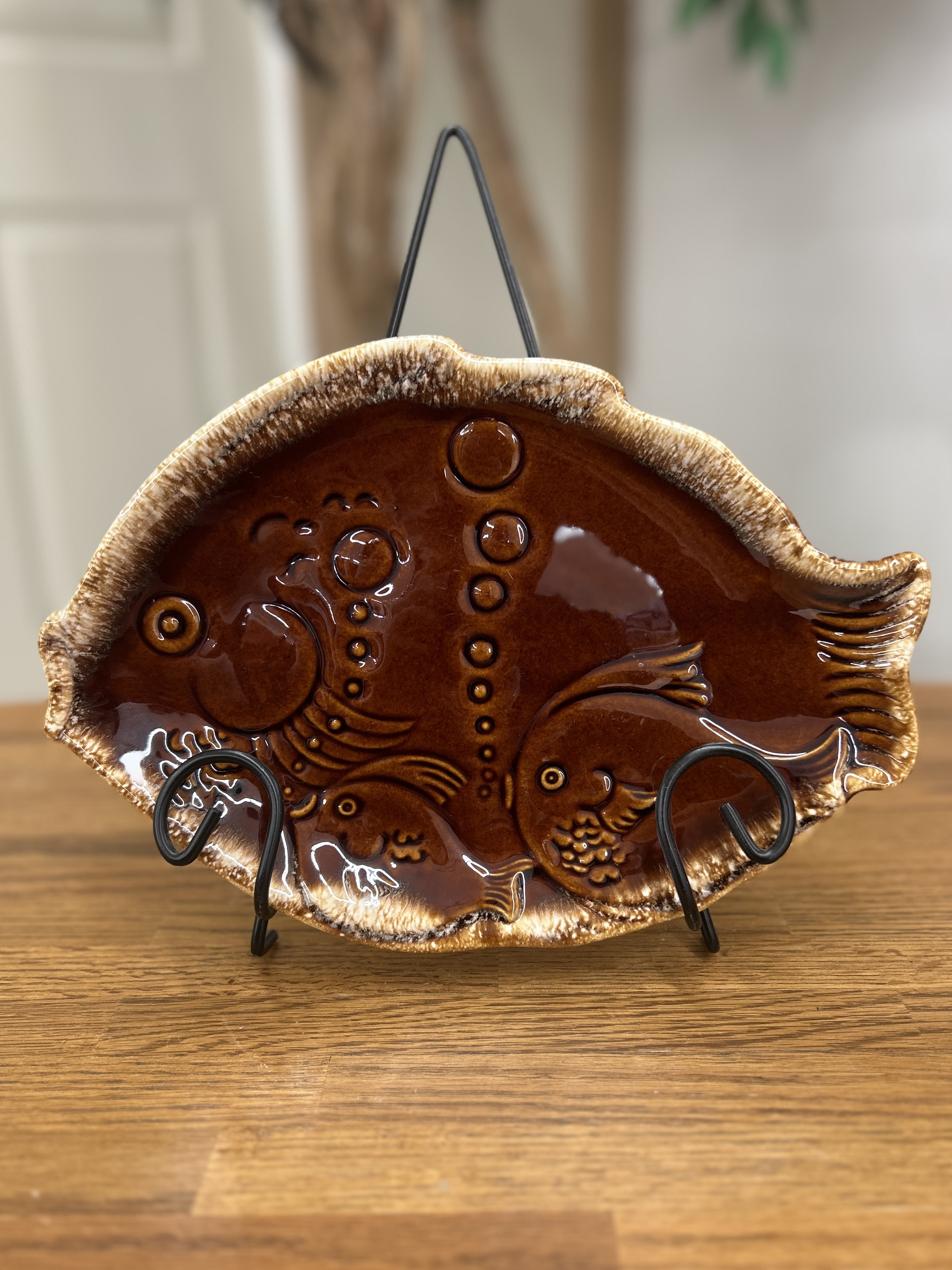 Vintage Hull Oven Proof Fish-Shaped Brown Drip Platter