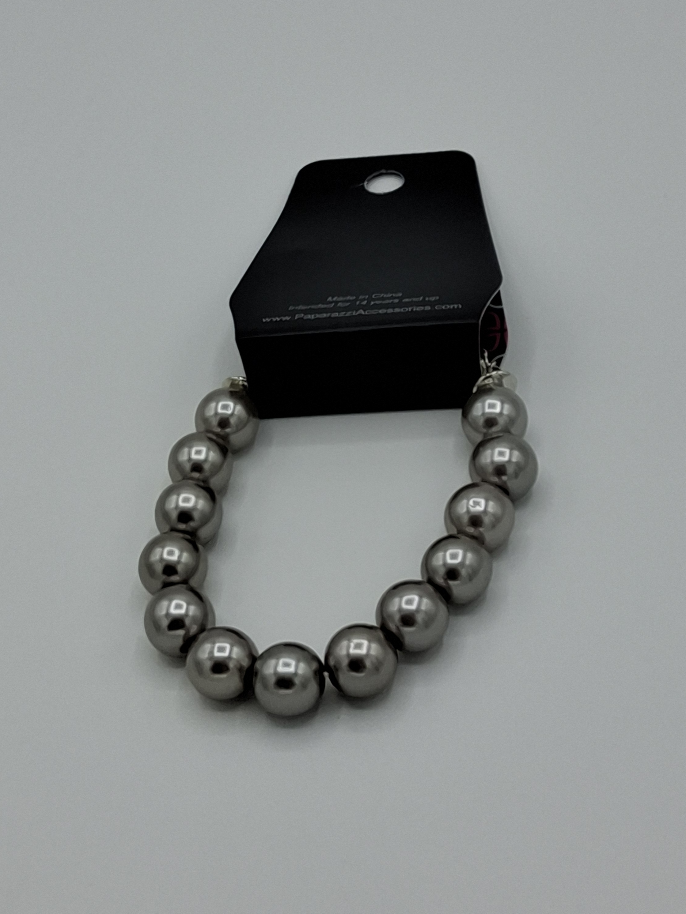 Paparazzi bracelet – New in Package