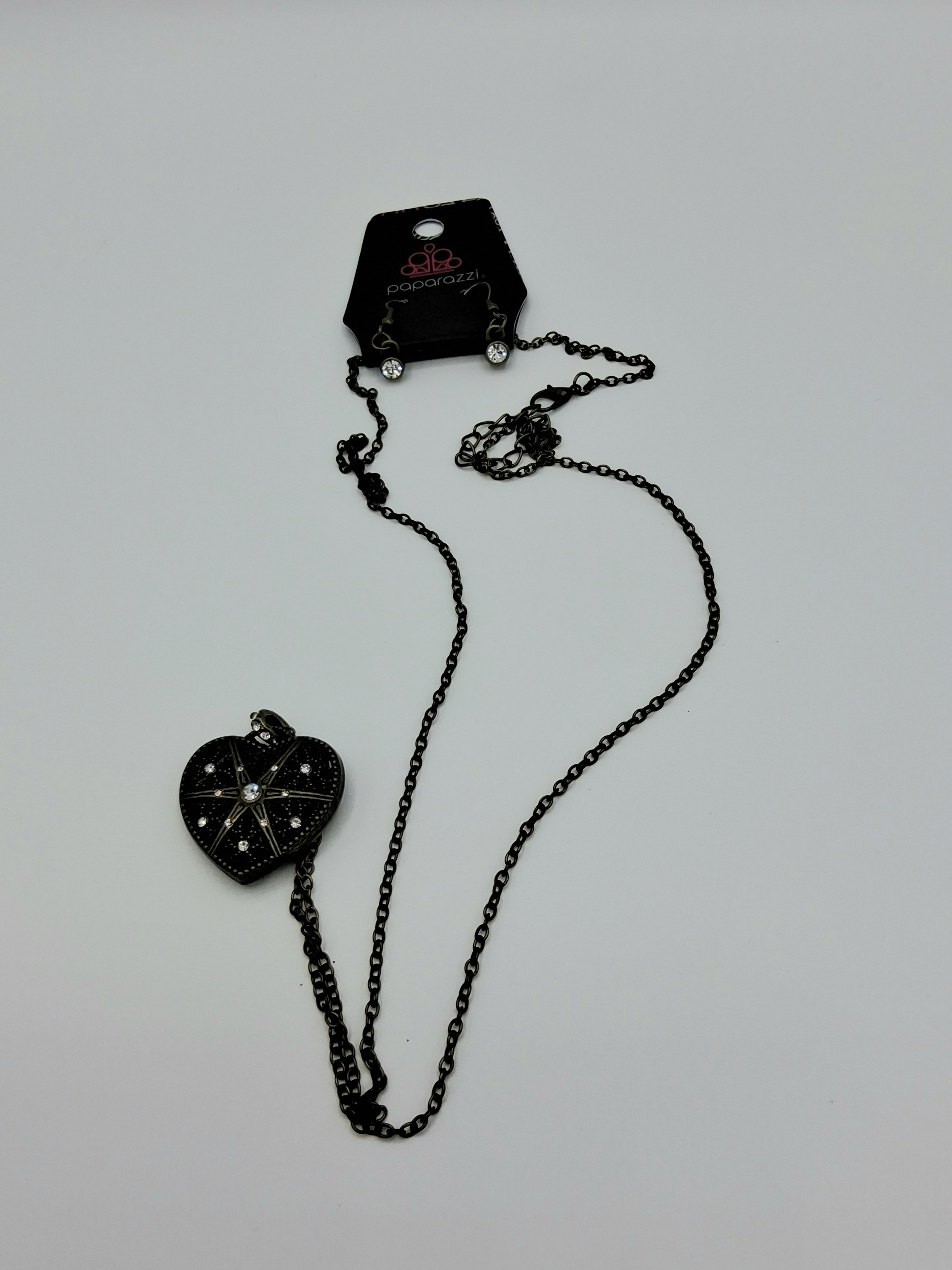 Paparazzi Necklace & Earring Set– New