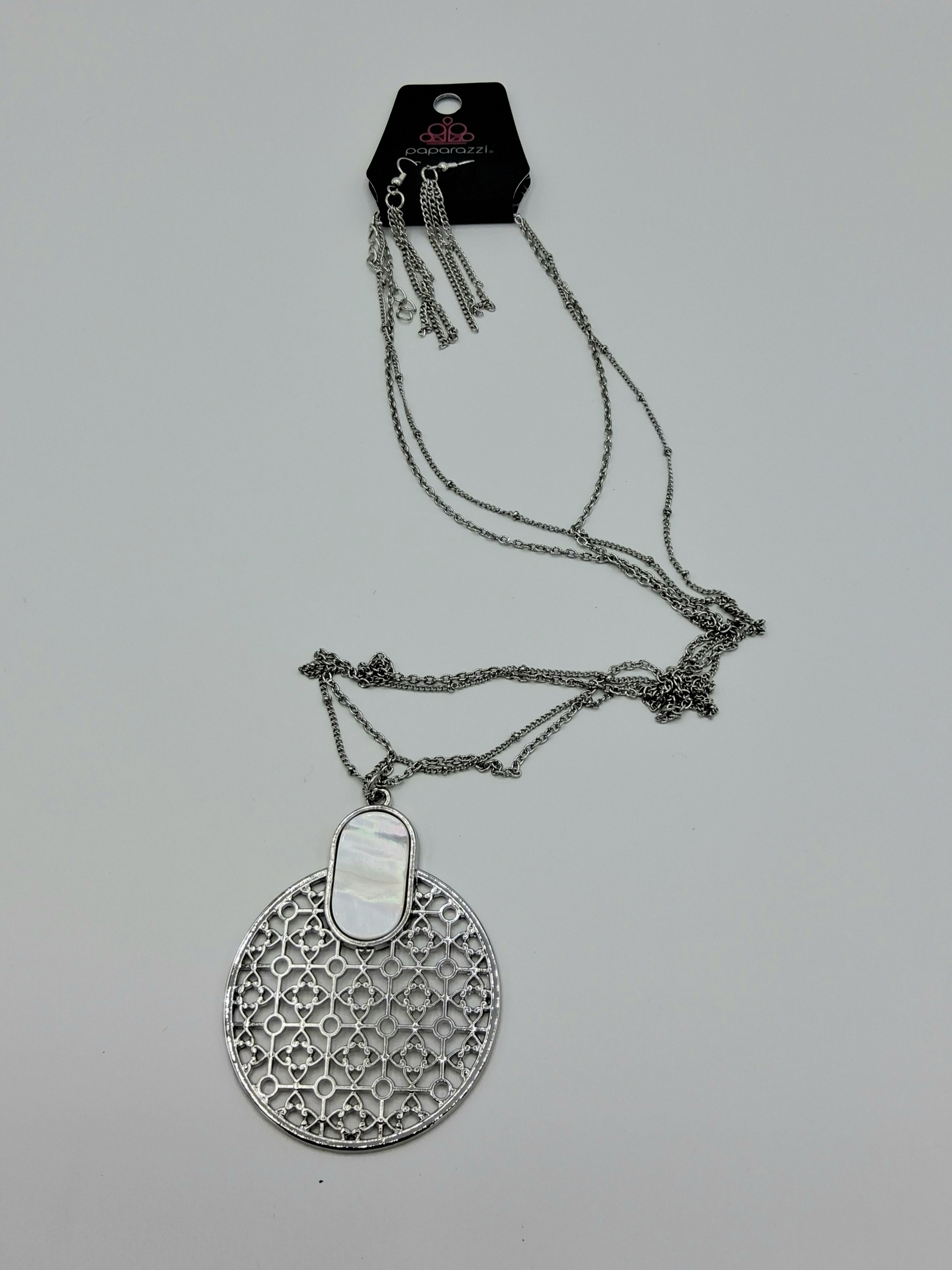 Paparazzi Necklace & Earring Set– New